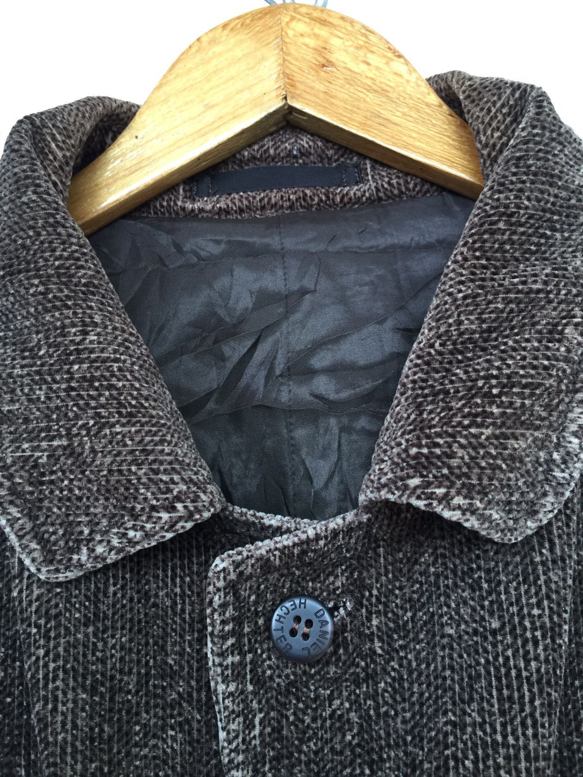 Daniel Hechter × Vintage Daniel Hechter Velvet Jacket Button 25x31 Size US L / EU 52-54 / 3 - 6 Thumbnail