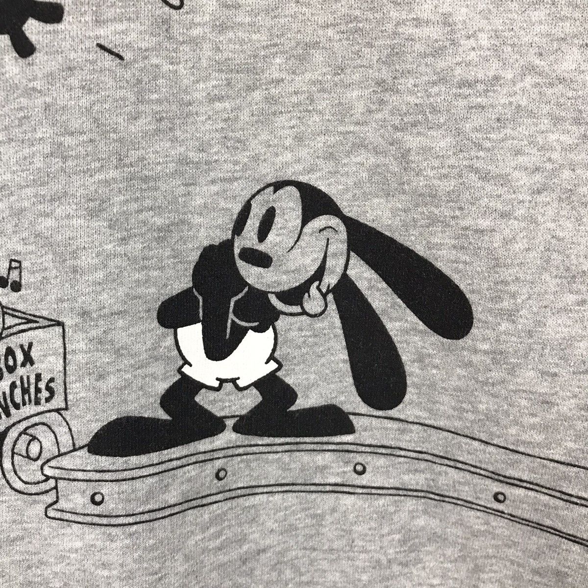 Cartoon Network × Disney × Vintage Vintage Disney Cartoon Oswald The Lucky Rabbit Sweatshirt Size US S / EU 44-46 / 1 - 4 Thumbnail