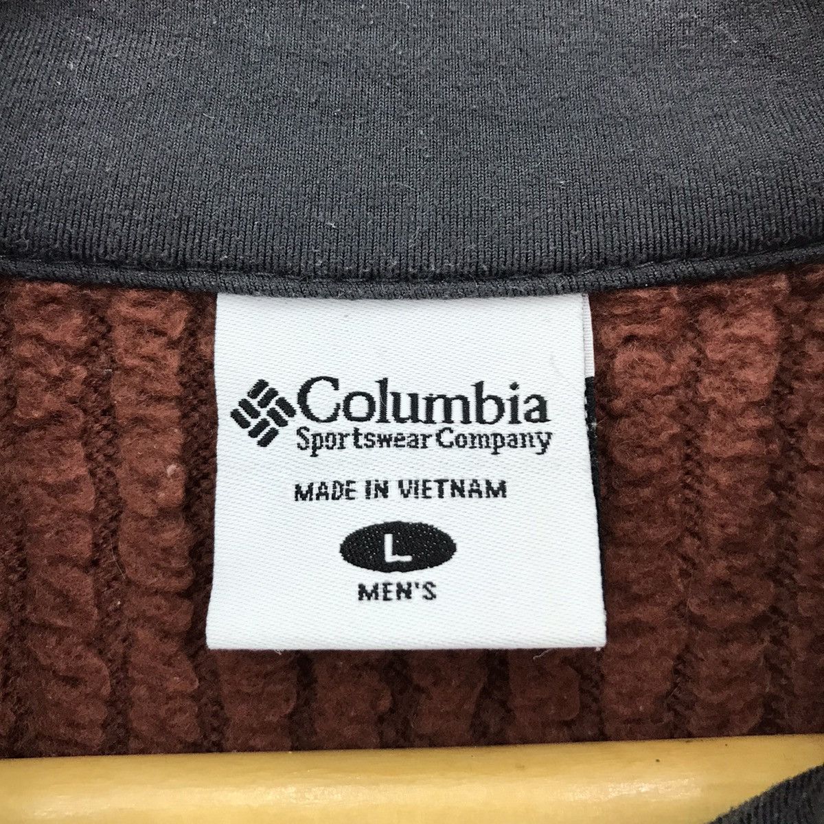 Columbia Vintage Columbia Sweatshirt Jumper Pullover Size US M / EU 48-50 / 2 - 8 Thumbnail