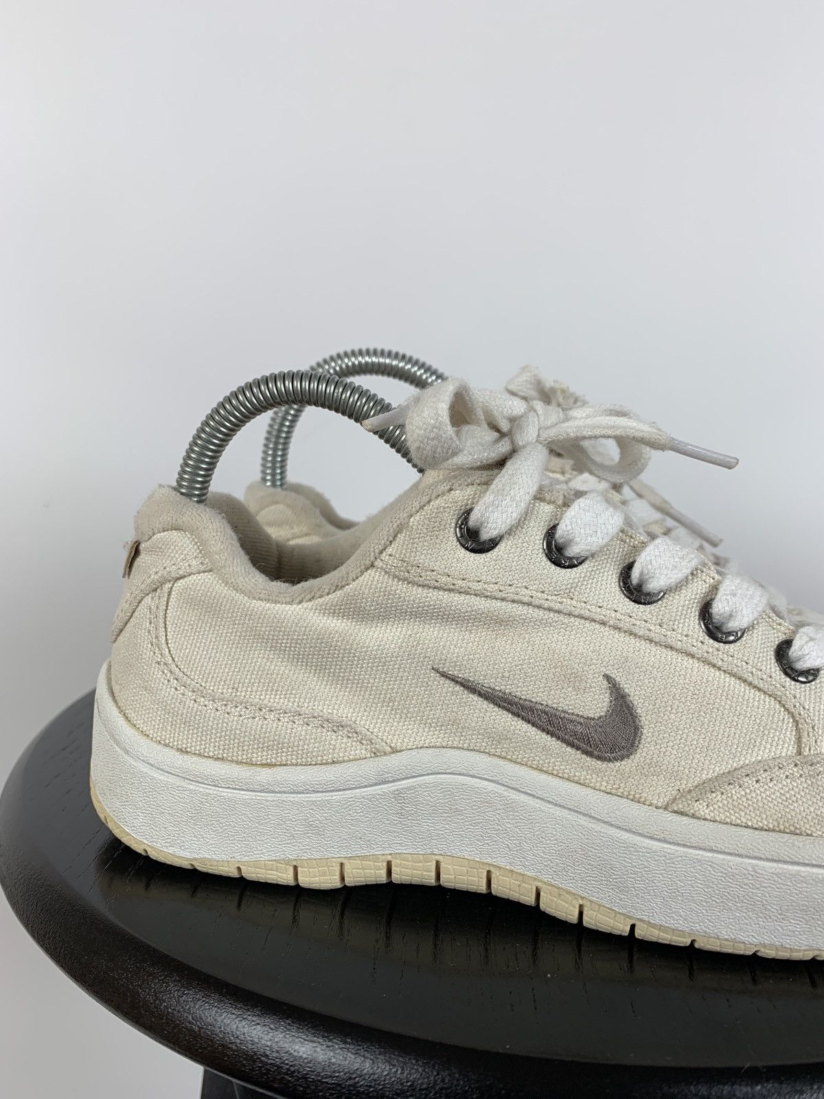 Nike 00s Vintage Nike Tennis Court Women’s Low Sneaks Size US 5.5 / IT 35.5 - 8 Thumbnail