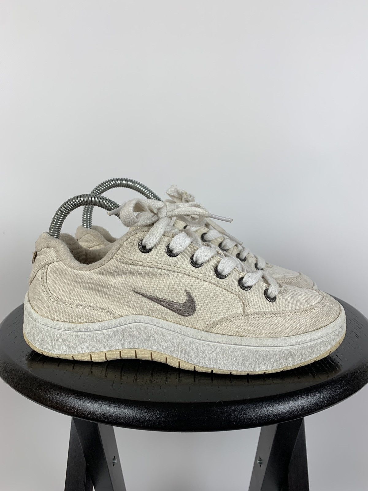 Nike 00s Vintage Nike Tennis Court Women’s Low Sneaks Size US 5.5 / IT 35.5 - 1 Thumbnail
