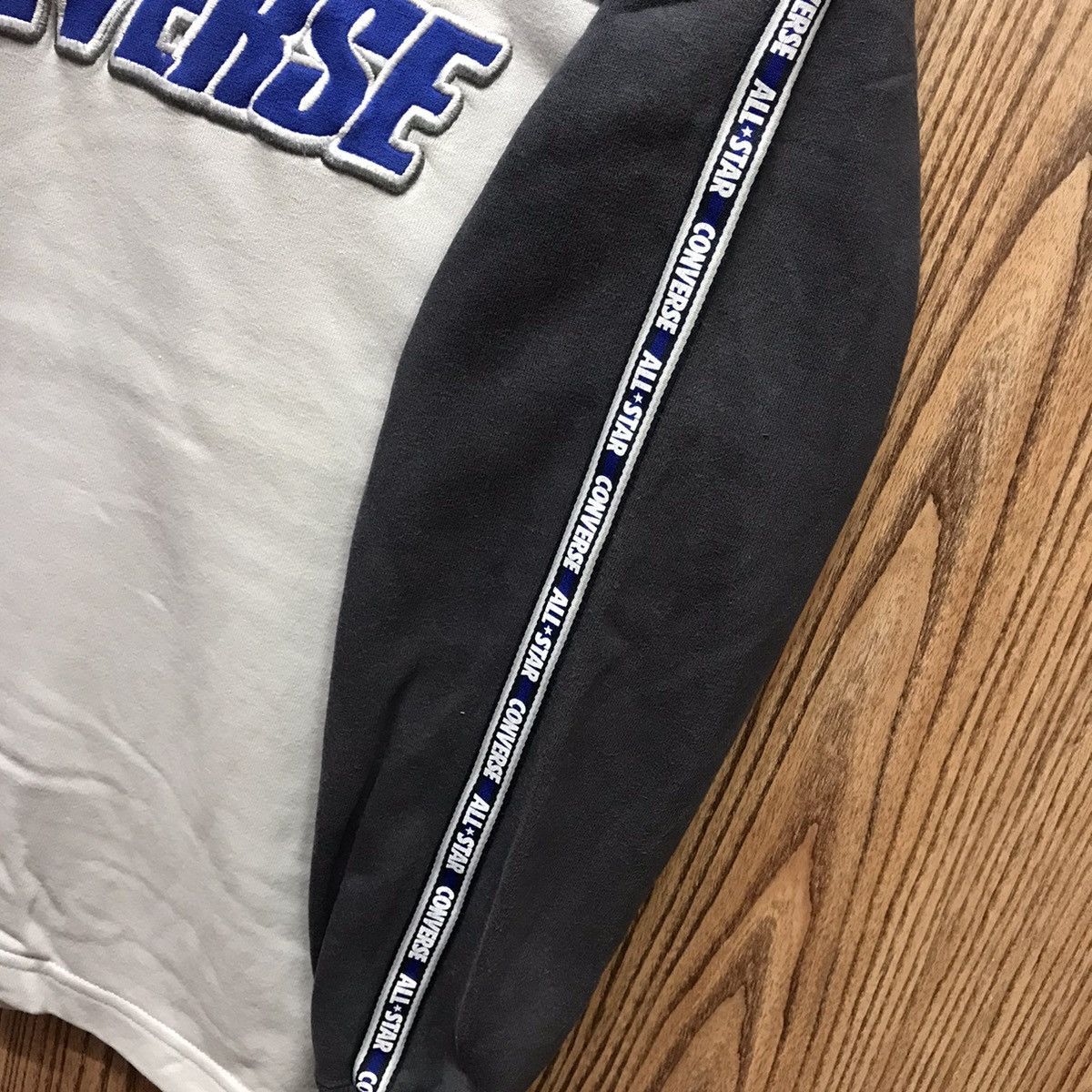 Converse × Vintage Vintage Converse Sweatshirt Embroidery Spellout Converse Size US M / EU 48-50 / 2 - 5 Thumbnail