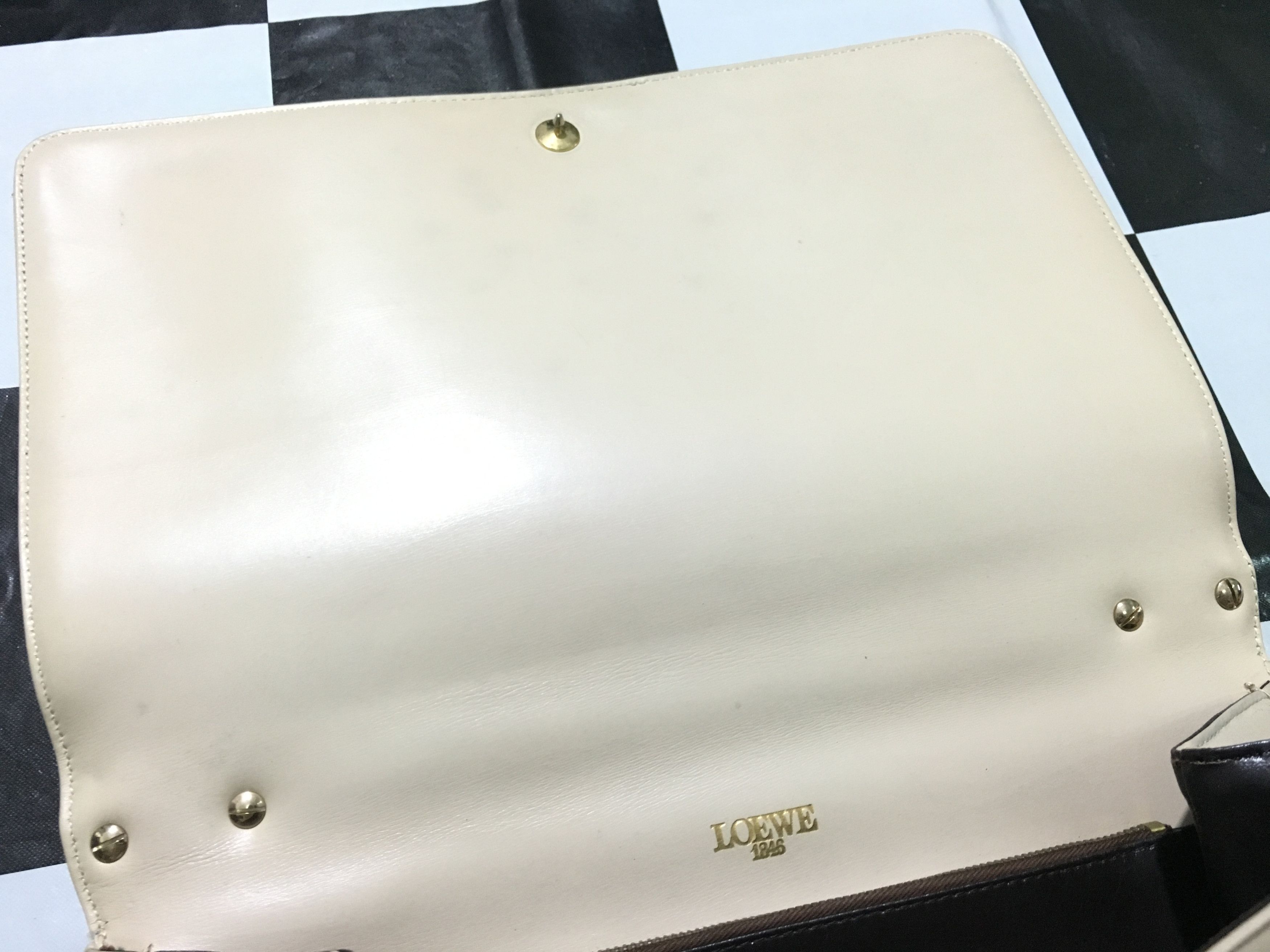 Loewe Loewe Bag Cream Calfskin Leather Size ONE SIZE - 8 Thumbnail
