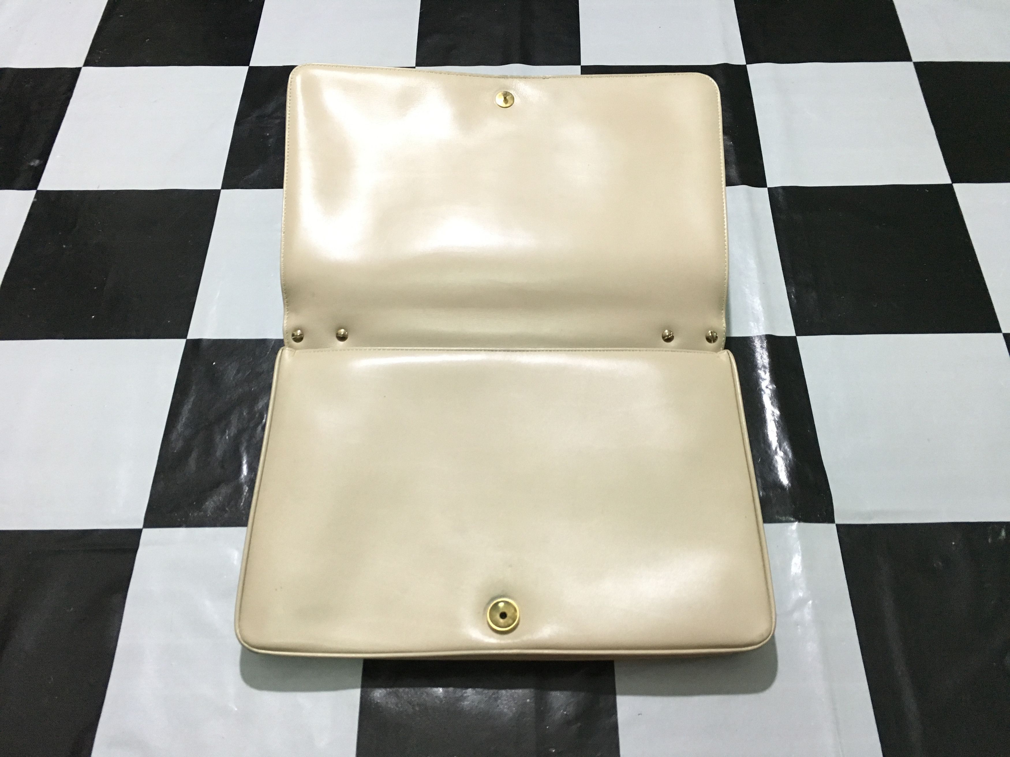 Loewe Loewe Bag Cream Calfskin Leather Size ONE SIZE - 3 Thumbnail