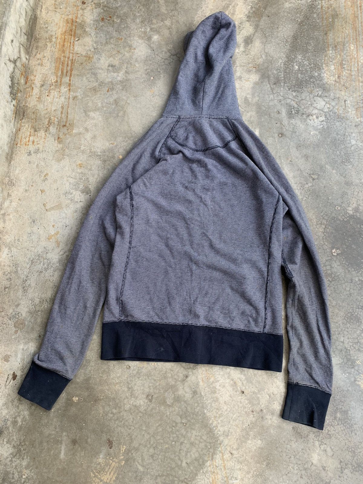 Nike Y2K Nike Zip Hoodie Sweatshirt Size US S / EU 44-46 / 1 - 3 Thumbnail