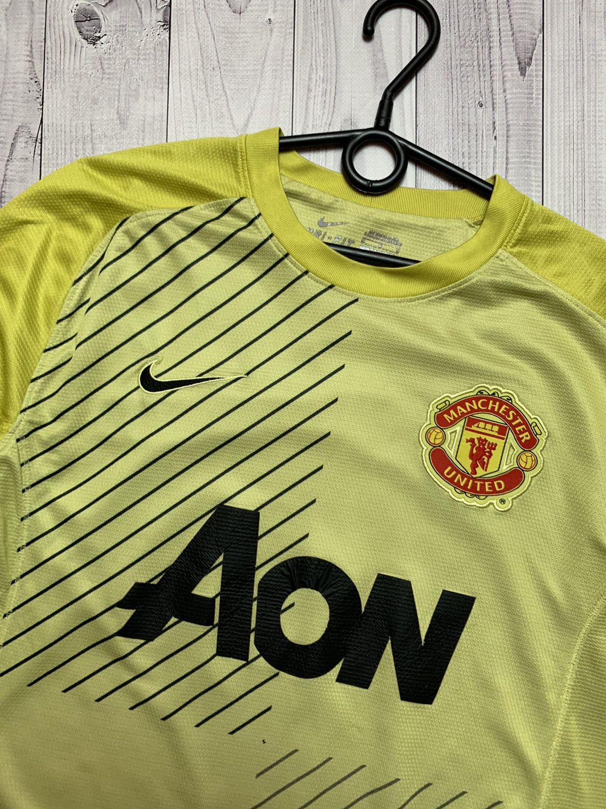 Nike × Vintage Vintage Nike soccer jersey Manchester United goalkeeper Size US M / EU 48-50 / 2 - 3 Thumbnail