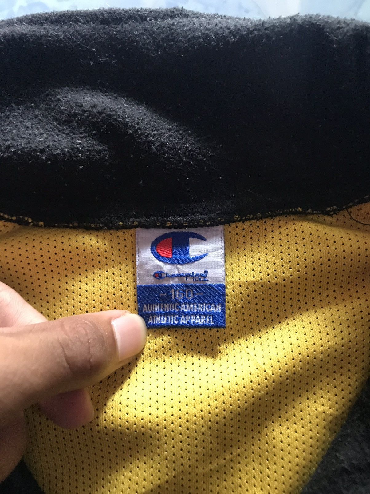 Champion Champion sweatshirt size L Size US L / EU 52-54 / 3 - 3 Thumbnail