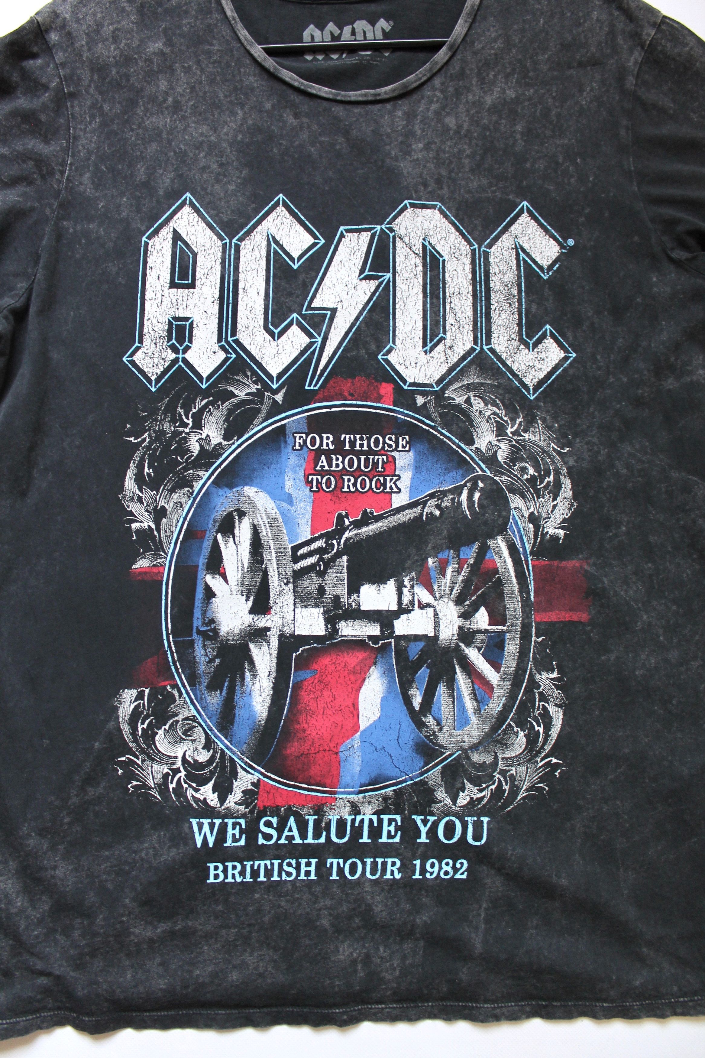 AC/DC AC/DC Band Tees rock t shirt Faded gray Size US XL / EU 56 / 4 - 9 Thumbnail