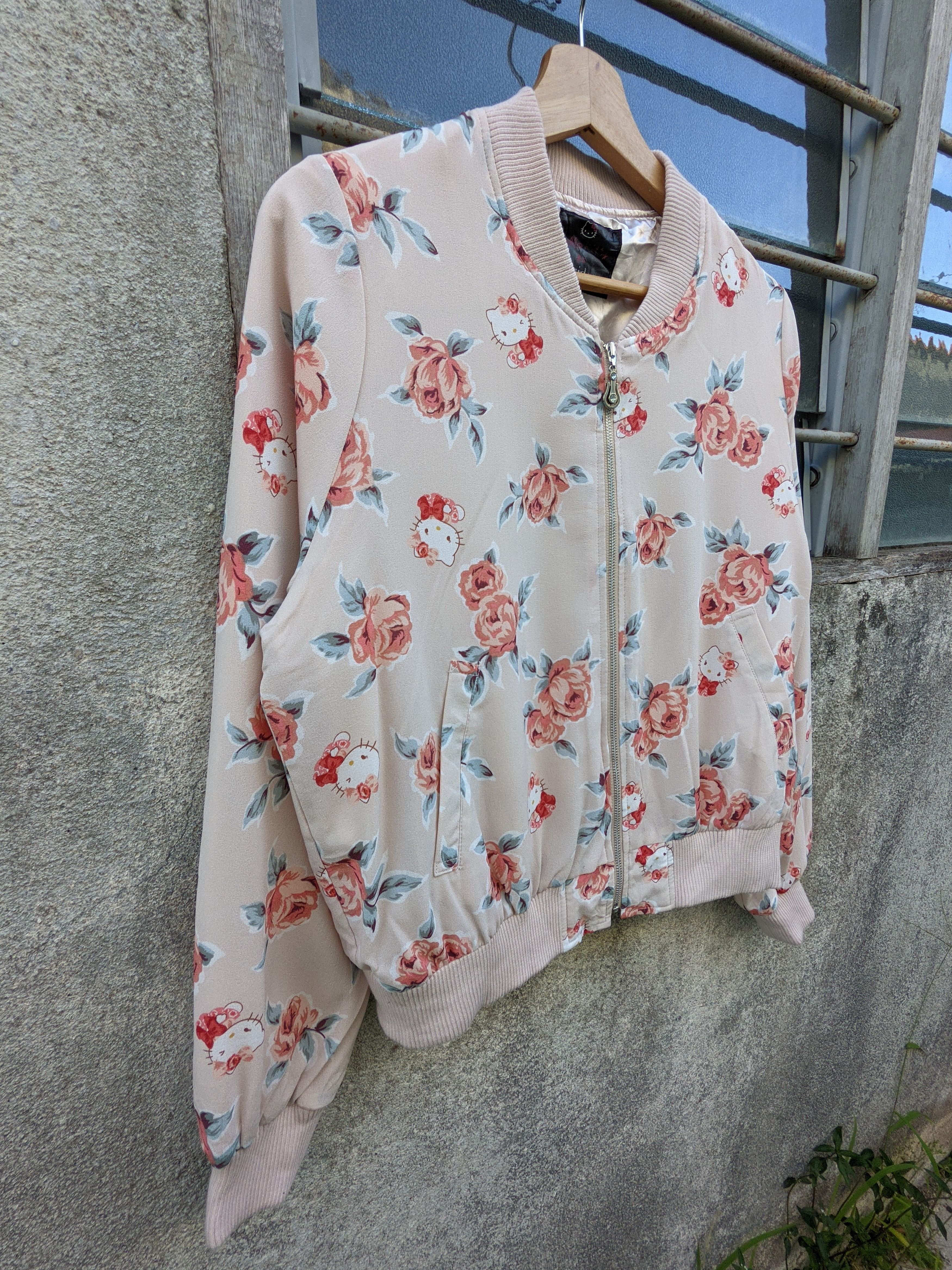 Japanese Brand Hello Kitty X Sorridere Satin Jacket Size L / US 10 / IT 46 - 4 Thumbnail