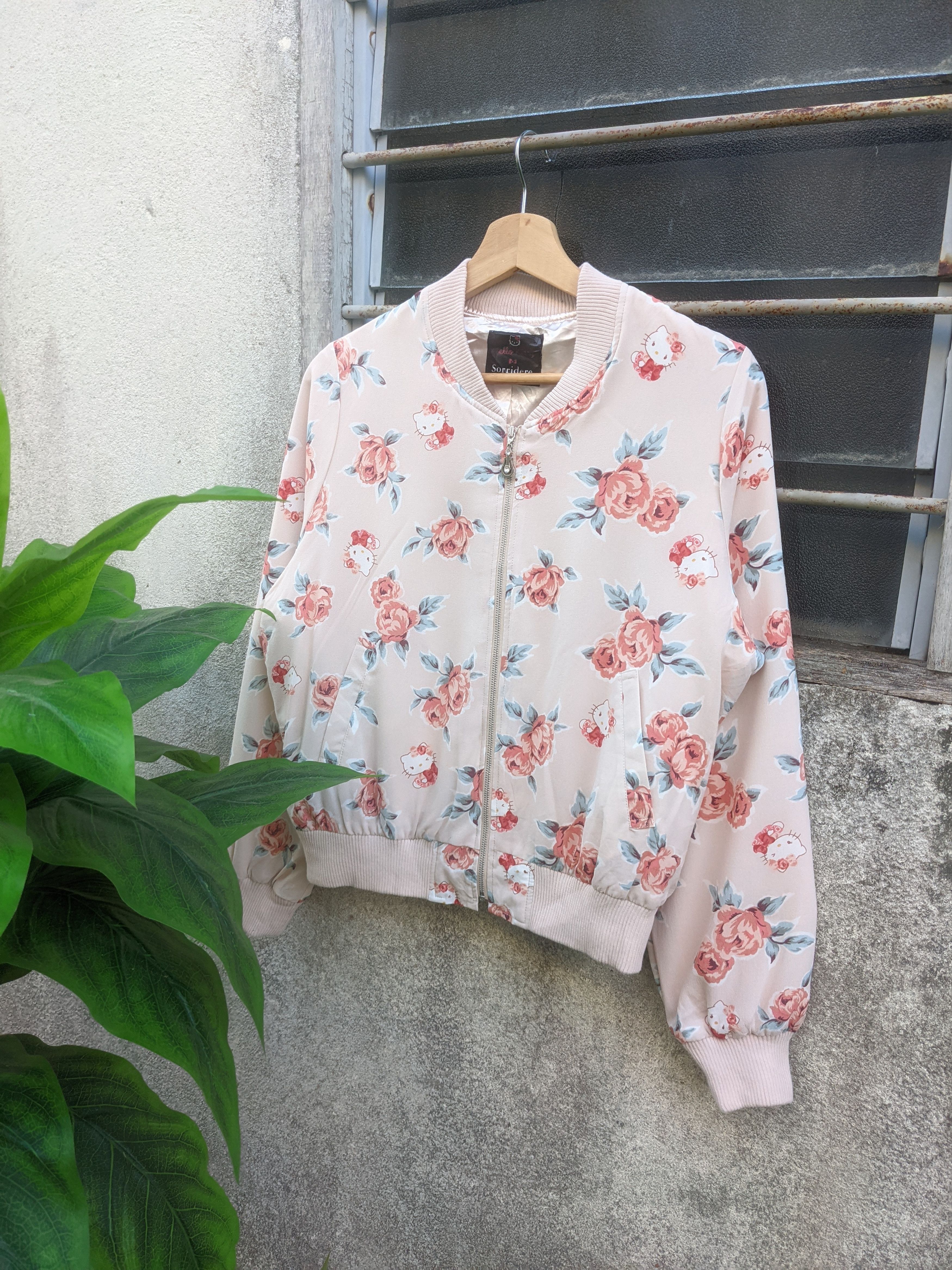 Japanese Brand Hello Kitty X Sorridere Satin Jacket Size L / US 10 / IT 46 - 1 Thumbnail