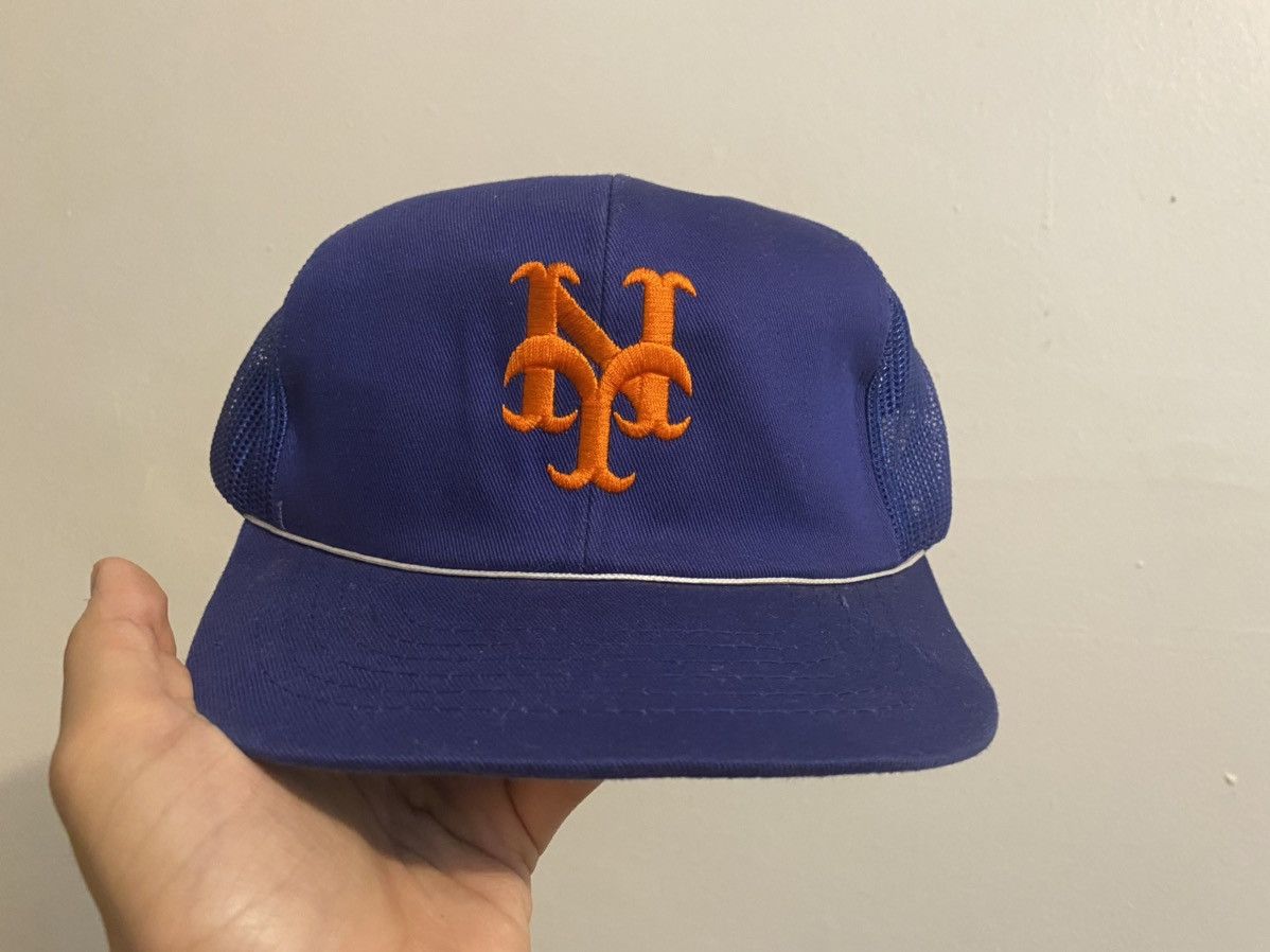 MLB Vintage 80s New York Mets Thick Logo Trucker Cap Size ONE SIZE - 1 Thumbnail