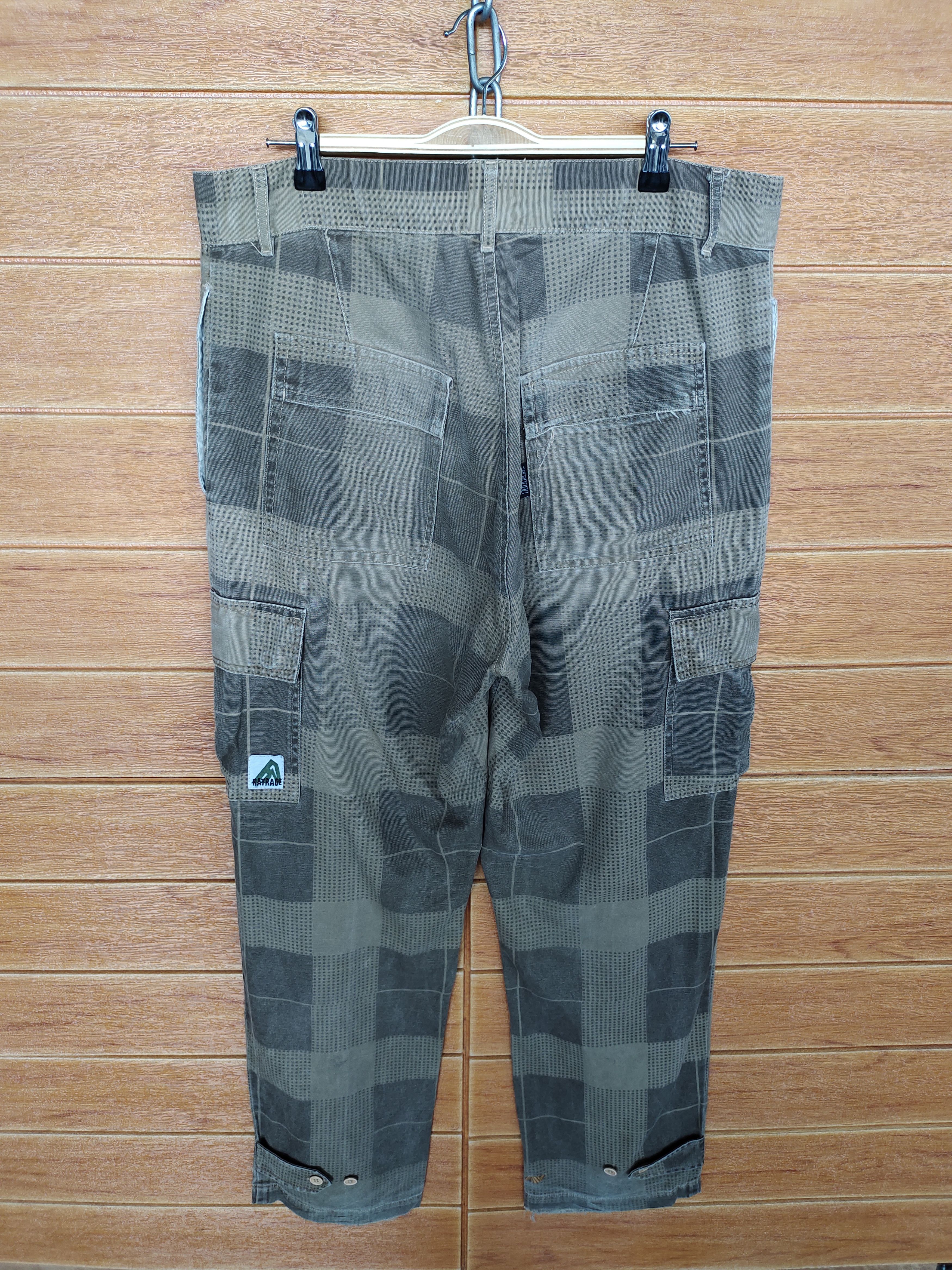 Japanese Brand Baggy Pants RTRC Checkered Art Cargo Pants Size US 34 / EU 50 - 1 Thumbnail