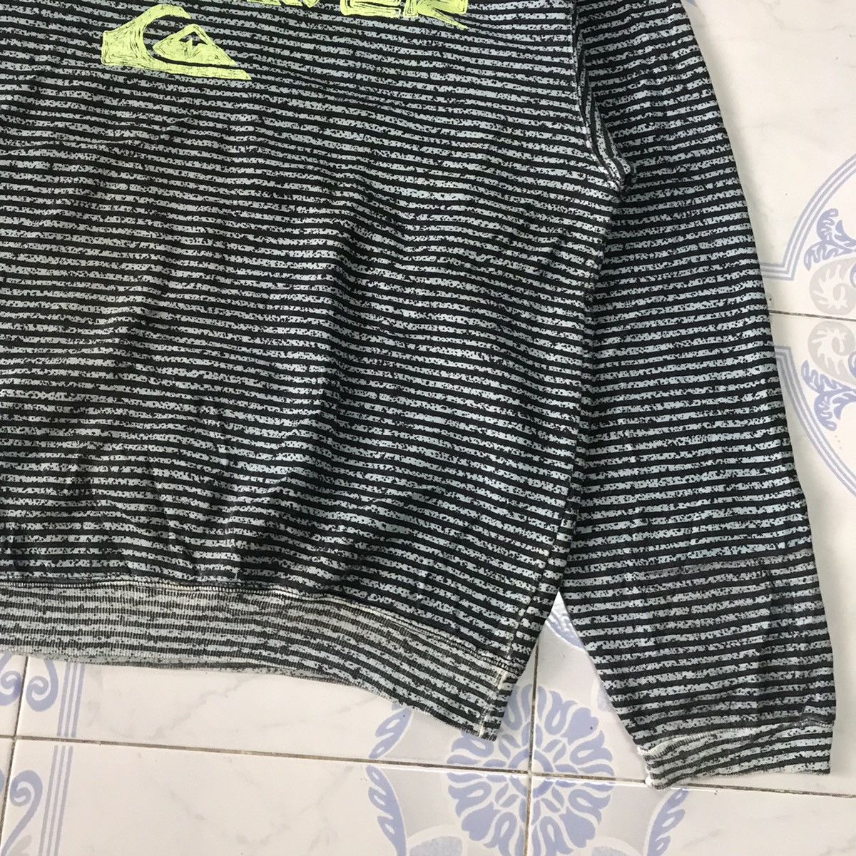 Quiksilver Vtg Quiksilver Jumper Sweatshirt Size US L / EU 52-54 / 3 - 4 Thumbnail