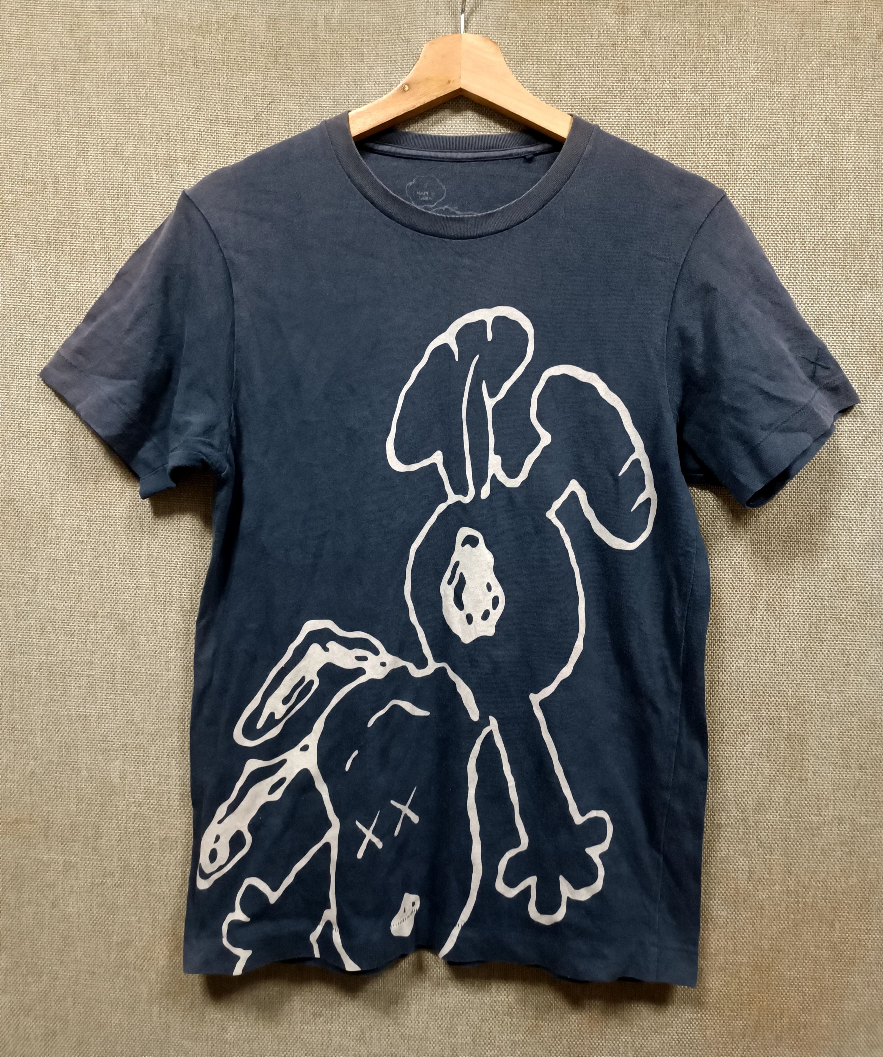 Kaws × Peanuts × Uniqlo t shirt kaws x peanuts Size US S / EU 44-46 / 1 - 1 Thumbnail