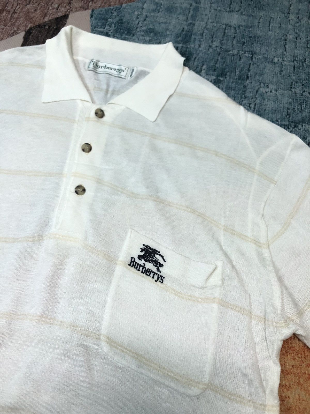 Burberry VINTAGE 90s BURBERRYS SINGLE POCKET SOFT THIN POLO SHIRT Size US S / EU 44-46 / 1 - 2 Thumbnail