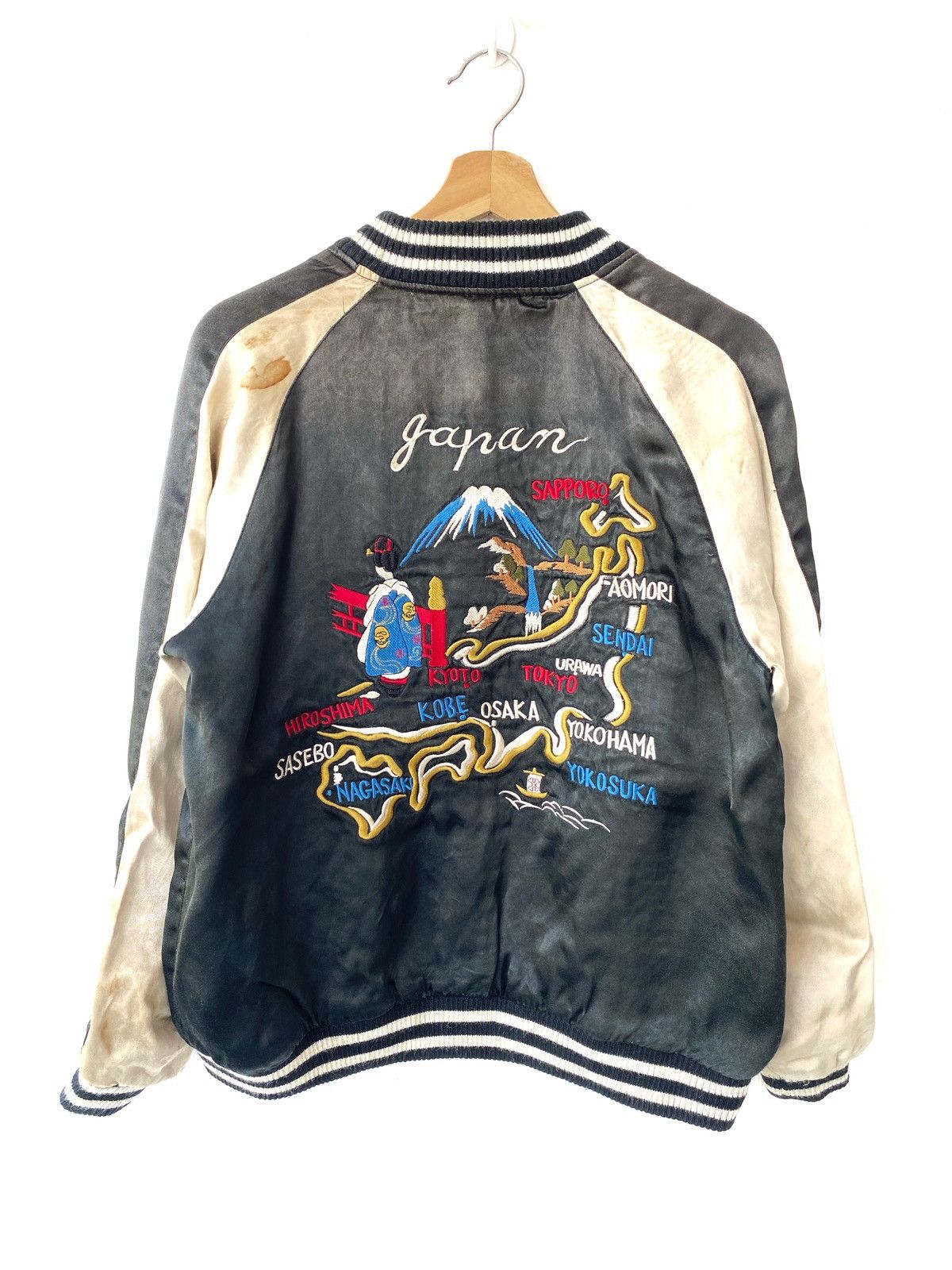 Japanese Brand Vintage Sukajan Japan Souvenir Embroidered Bomber Jacket Size US M / EU 48-50 / 2 - 2 Thumbnail