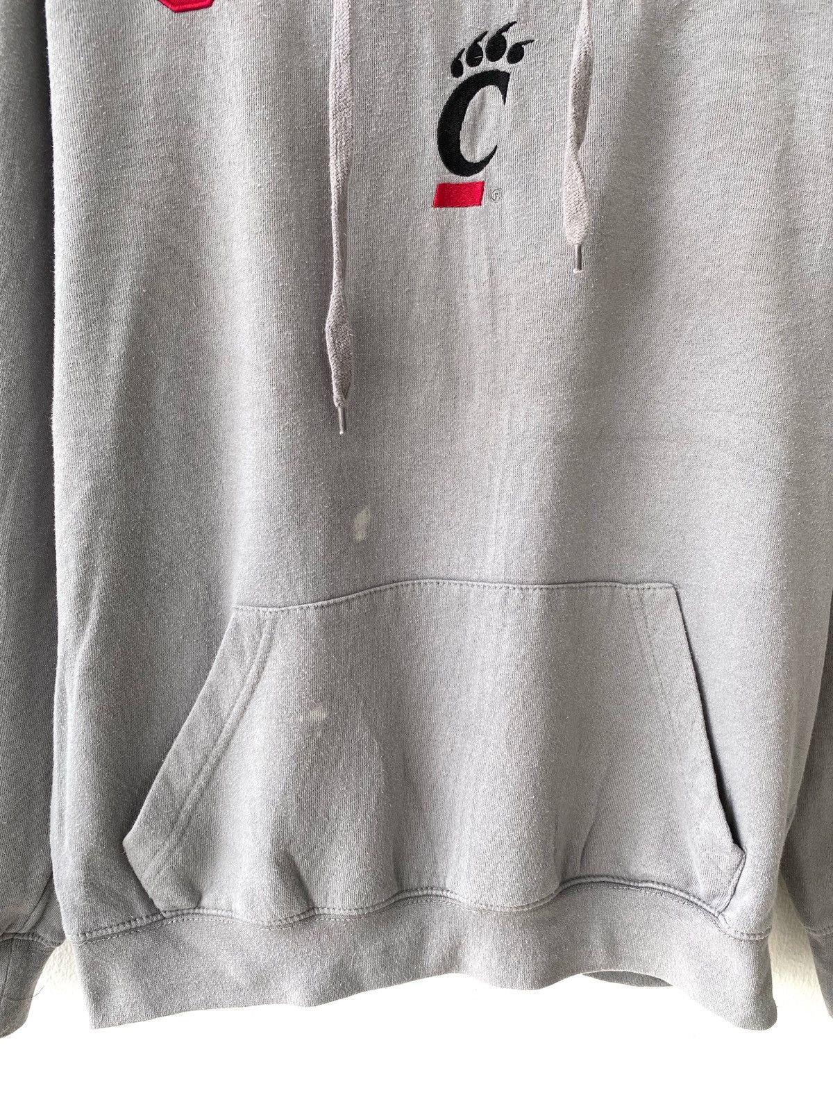 Vintage Cincinnati Bearcats Embroidered Spellout Pullover Hoodies Size US M / EU 48-50 / 2 - 4 Thumbnail