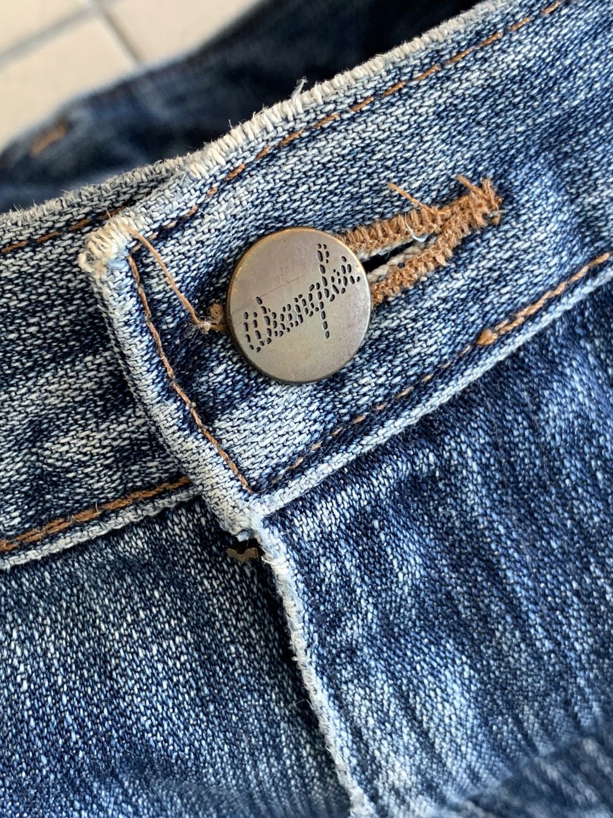 Vintage Vintage Wrangler Distressed Denim Pant Size US 30 / EU 46 - 4 Thumbnail