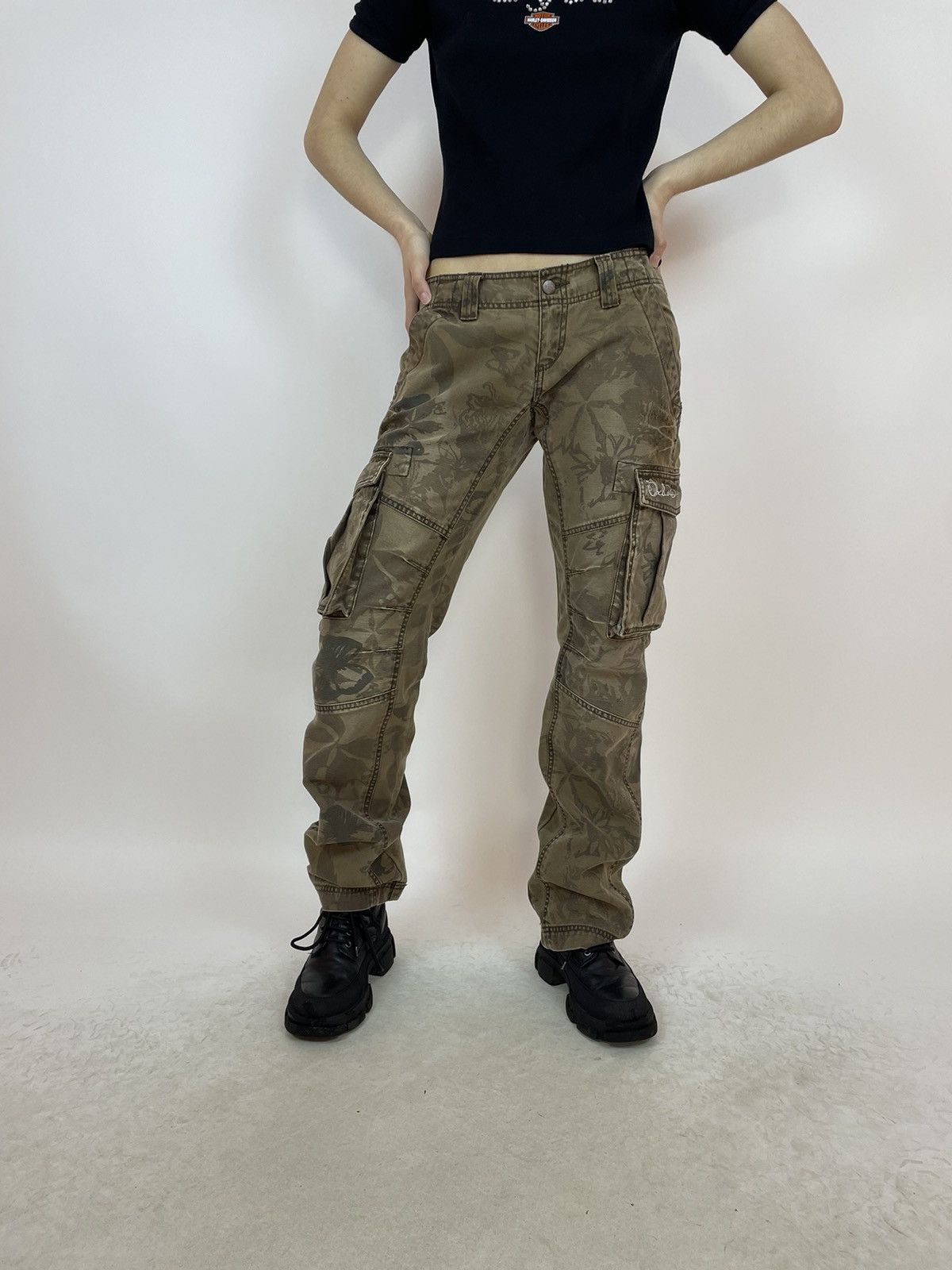 Oxbow OXBOW vintage camouflage cargo pants Womens size 2 Size 26" / US 2 / IT 38 - 1 Thumbnail