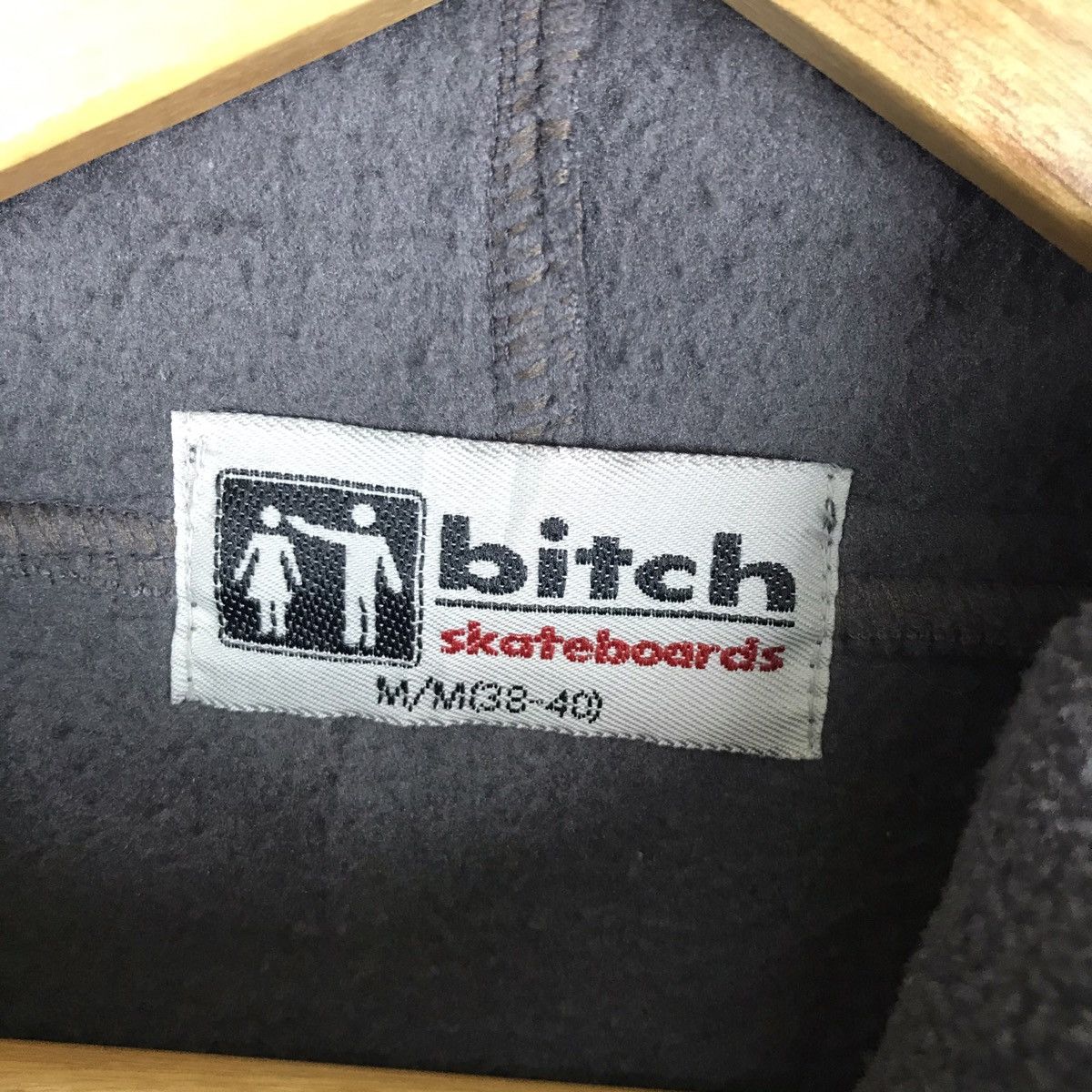 Vintage Vintage 90s Bitch Skateboards Hoodie Fleece Sweatshirt Size US M / EU 48-50 / 2 - 4 Thumbnail