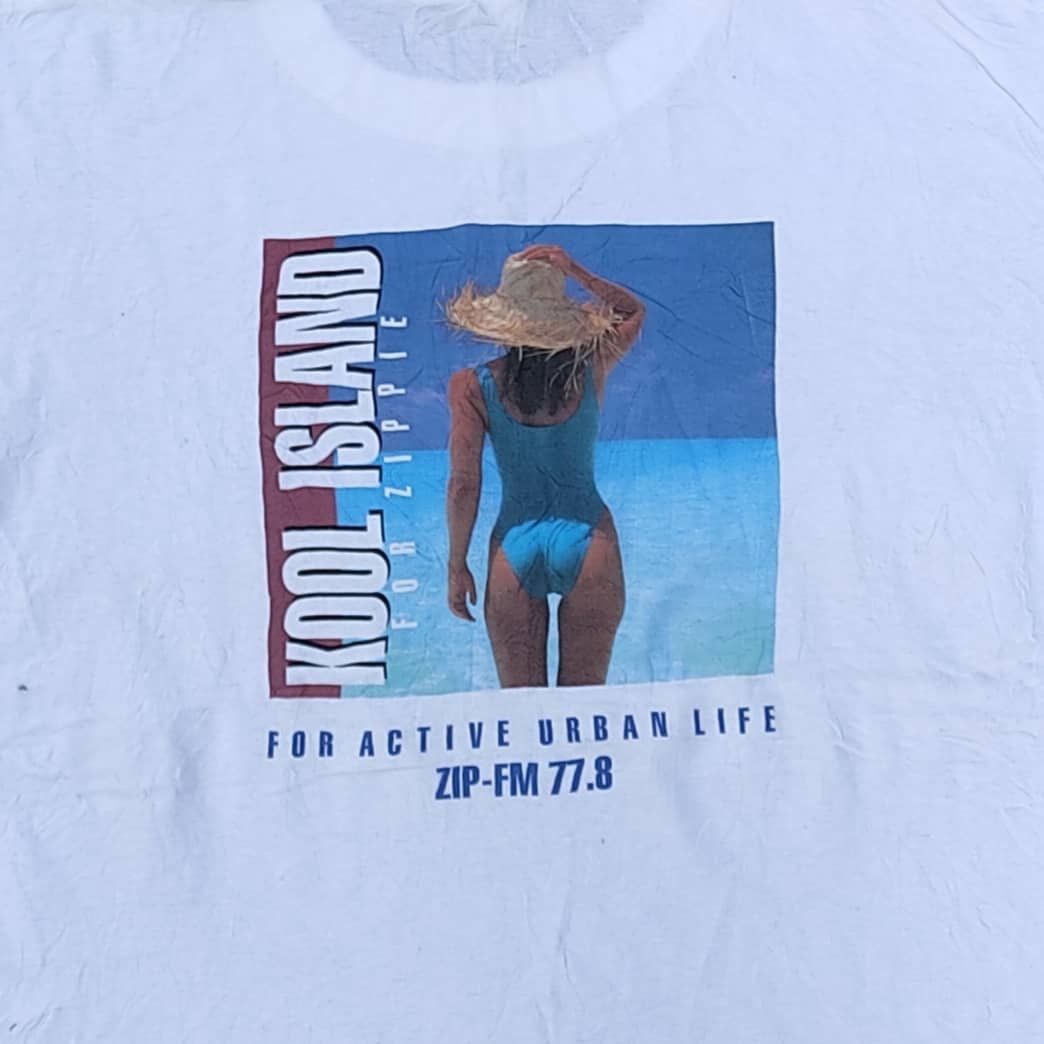 Vintage vintage tee KOOL island A29 Size US L / EU 52-54 / 3 - 2 Thumbnail
