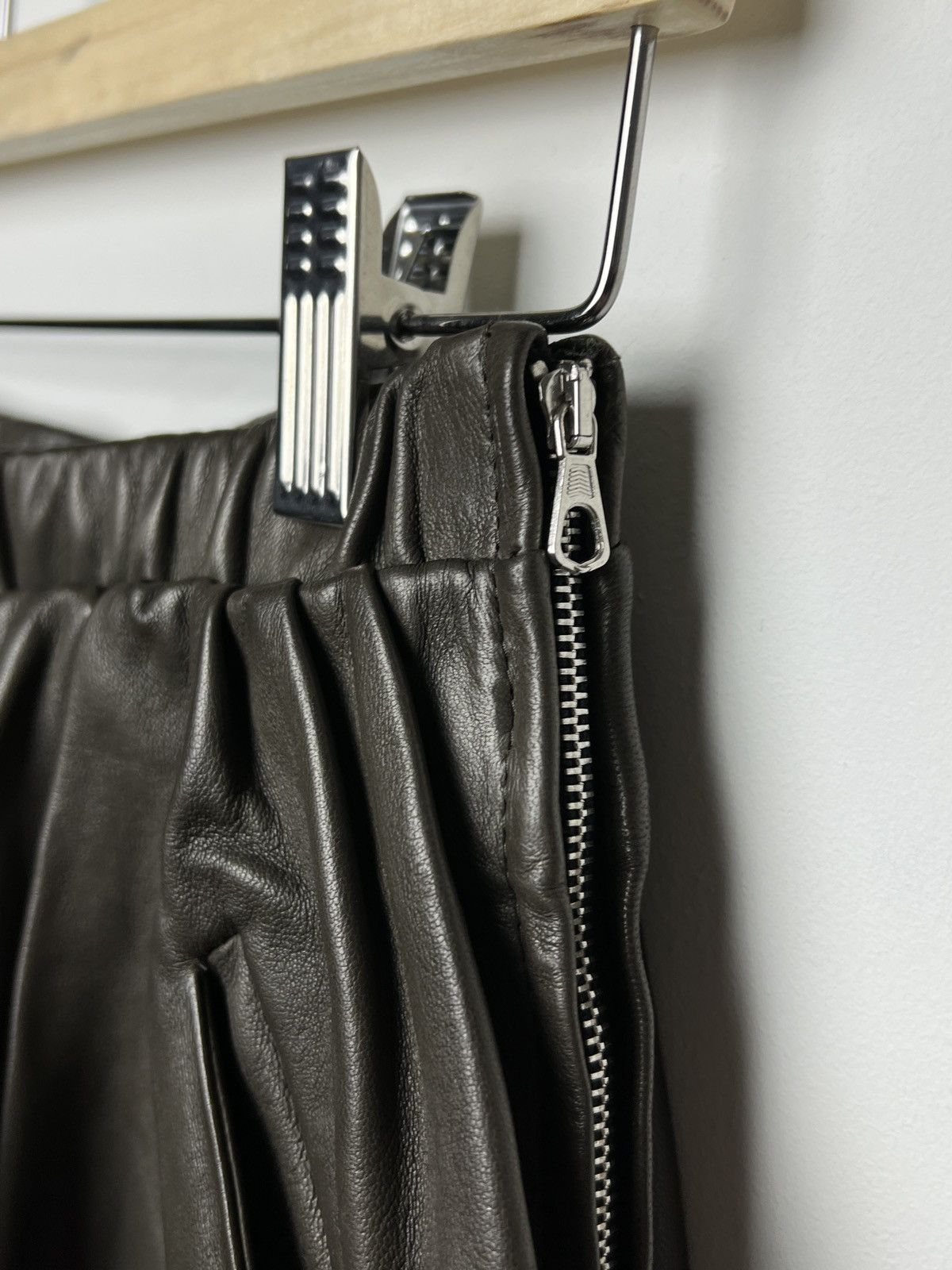 Acne Studios acne y2k leather skirt Size 25" / US 0 / IT 36 - 5 Thumbnail