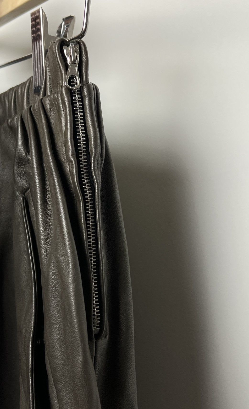 Acne Studios acne y2k leather skirt Size 25" / US 0 / IT 36 - 7 Thumbnail