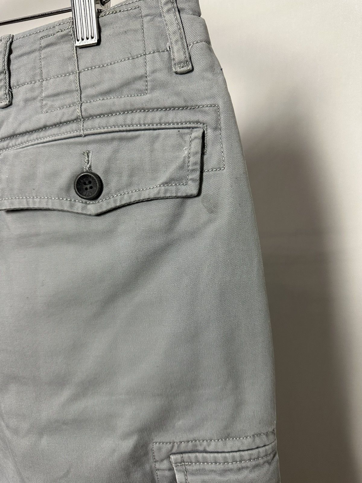 Levi's × Vintage Vintage Levi’s Grey Cargo Cotton Shorts Size US 34 / EU 50 - 9 Thumbnail