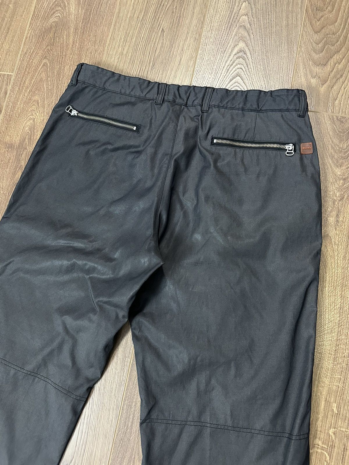 Hugo Boss × Vintage Vintage Boss Avant-garde Style Zip Pocket Loose Pants Size US 34 / EU 50 - 14 Thumbnail