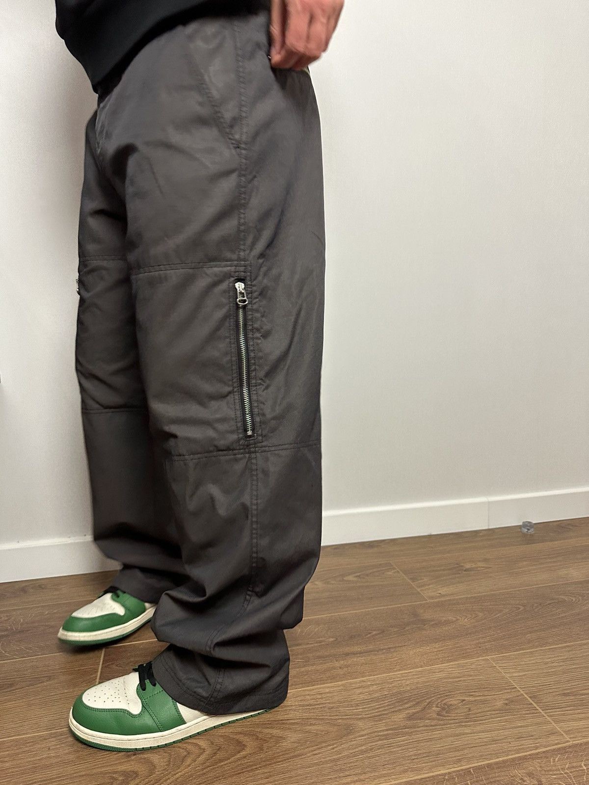 Hugo Boss × Vintage Vintage Boss Avant-garde Style Zip Pocket Loose Pants Size US 34 / EU 50 - 3 Thumbnail