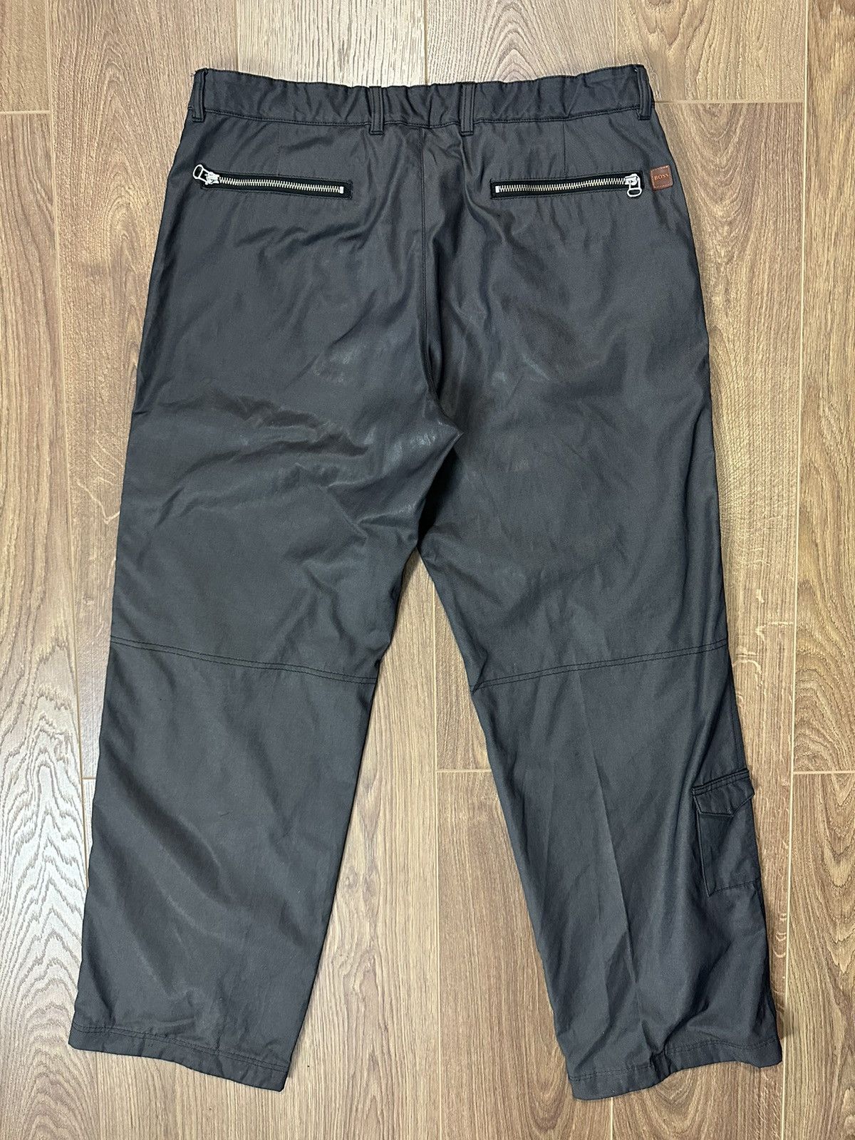 Hugo Boss × Vintage Vintage Boss Avant-garde Style Zip Pocket Loose Pants Size US 34 / EU 50 - 13 Thumbnail