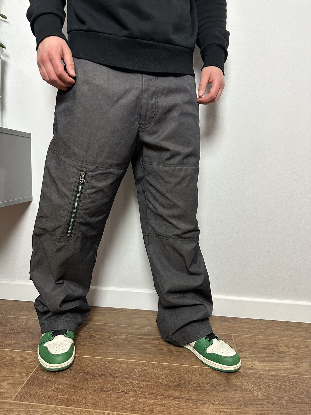 Hugo Boss × Vintage Vintage Boss Avant-garde Style Zip Pocket Loose Pants Size US 34 / EU 50 - 4 Thumbnail