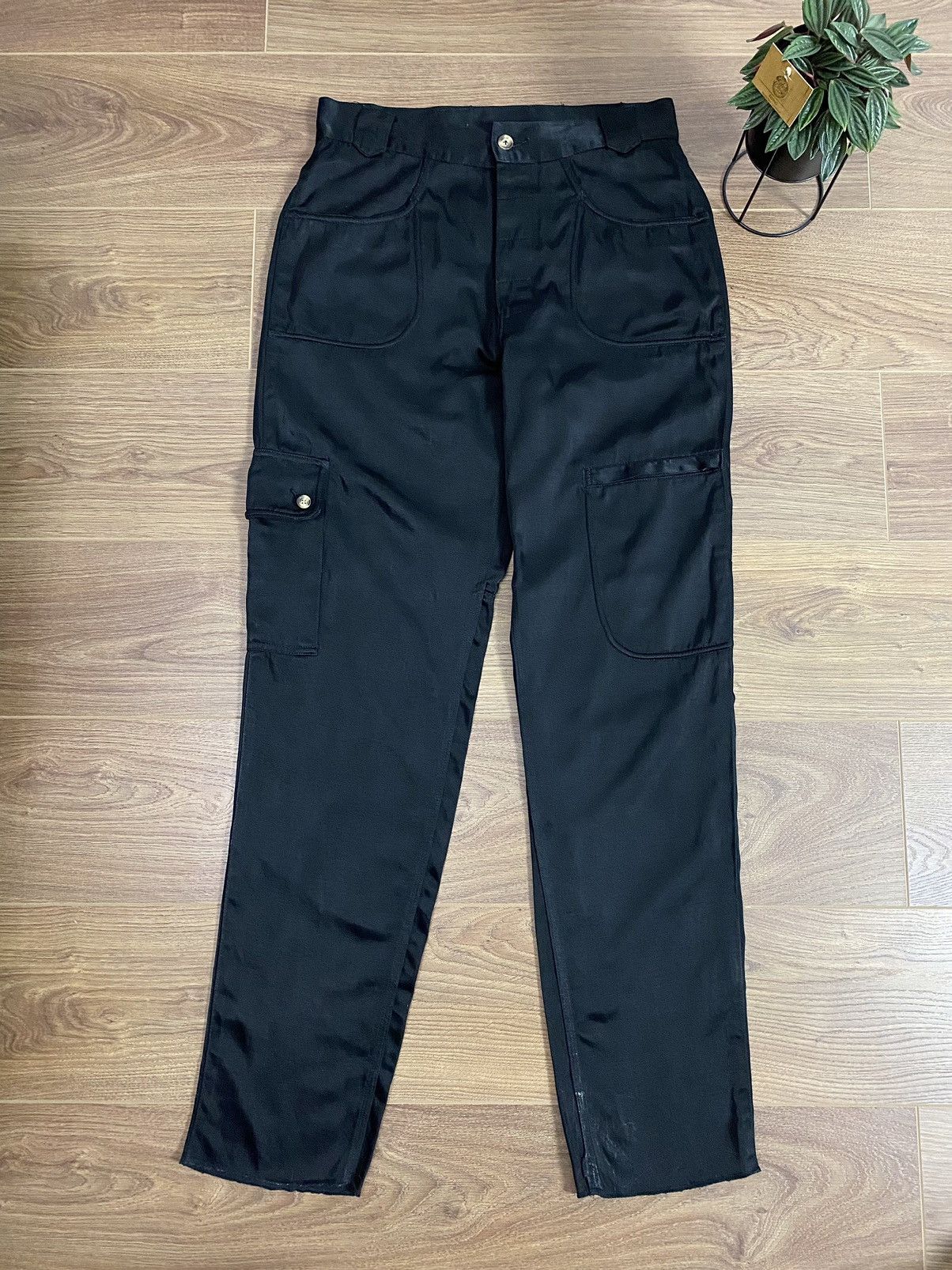 Japanese Brand × Vintage Vintage Cargo Black Pants Size US 34 / EU 50 - 1 Thumbnail