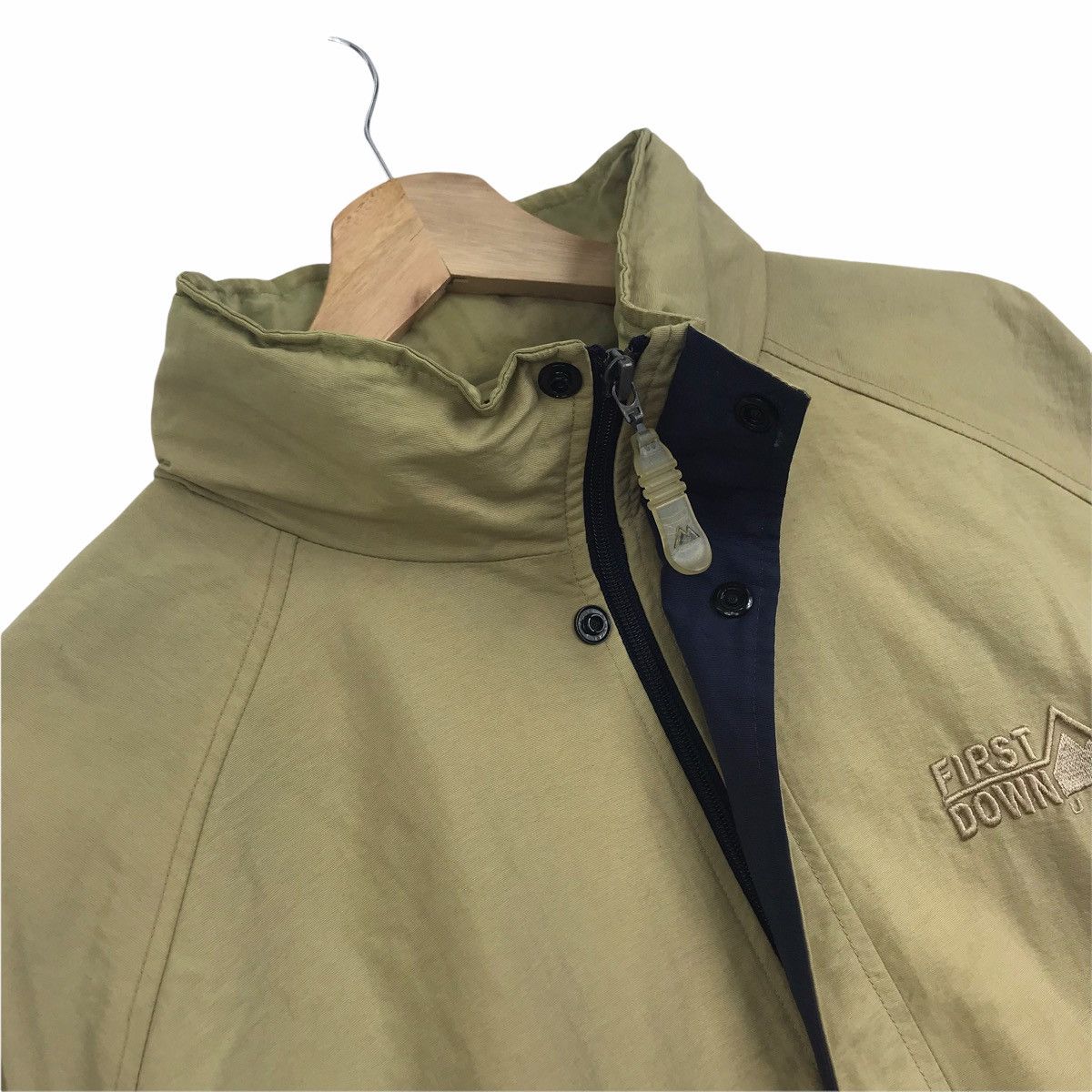 Vintage FIRST DOWN Fishing Mountain Hiking Khaki Windbreaker Jacket Size US M / EU 48-50 / 2 - 6 Thumbnail