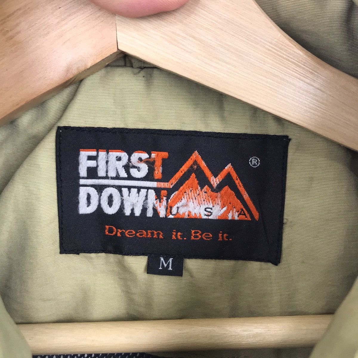 Vintage FIRST DOWN Fishing Mountain Hiking Khaki Windbreaker Jacket Size US M / EU 48-50 / 2 - 4 Thumbnail