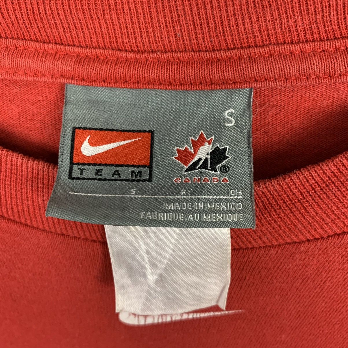 Nike × Vintage vintage nike team canada size Small Size US S / EU 44-46 / 1 - 3 Thumbnail