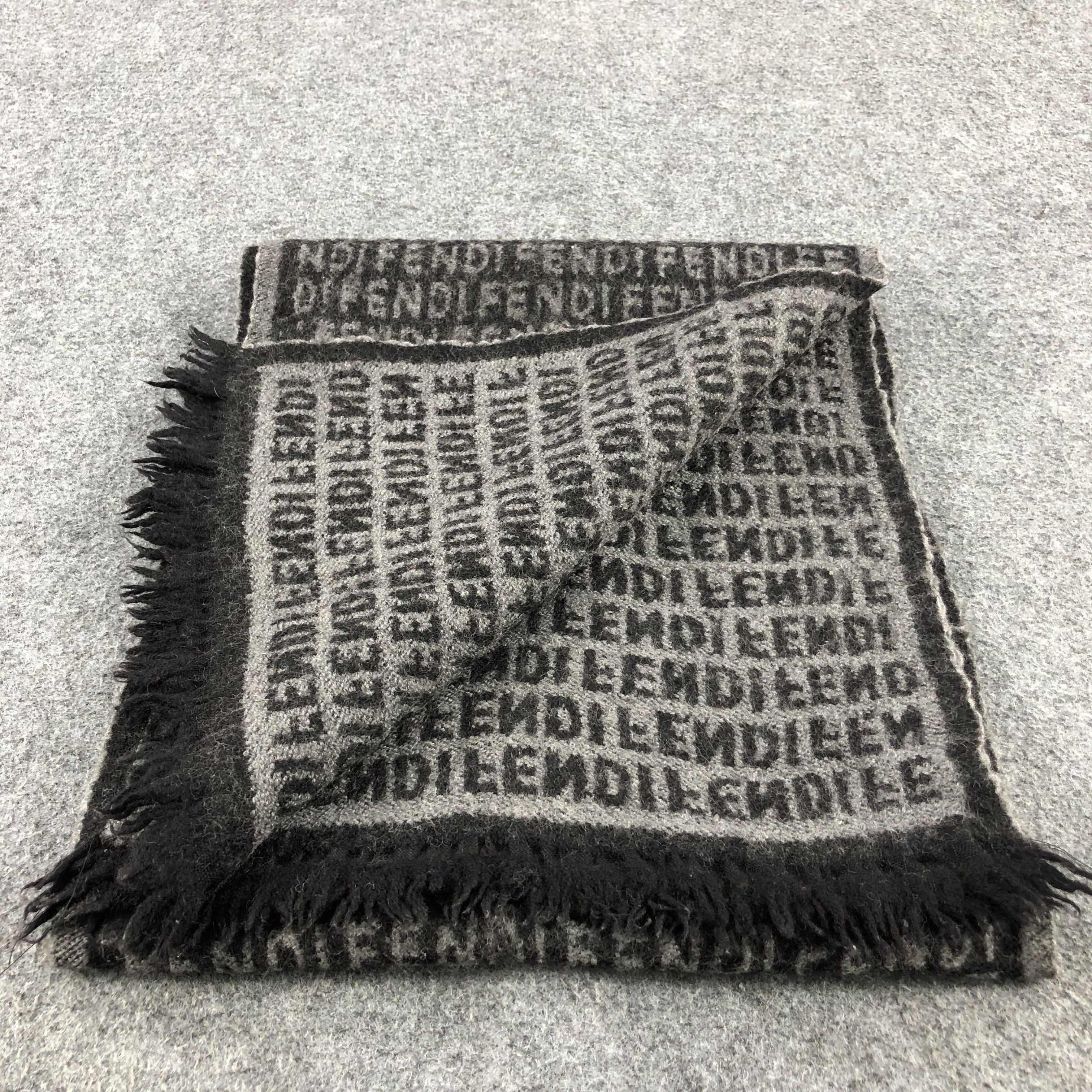 Fendi Fendi Full Print Spells Wool Scarf Muffler V741 Size ONE SIZE - 5 Thumbnail