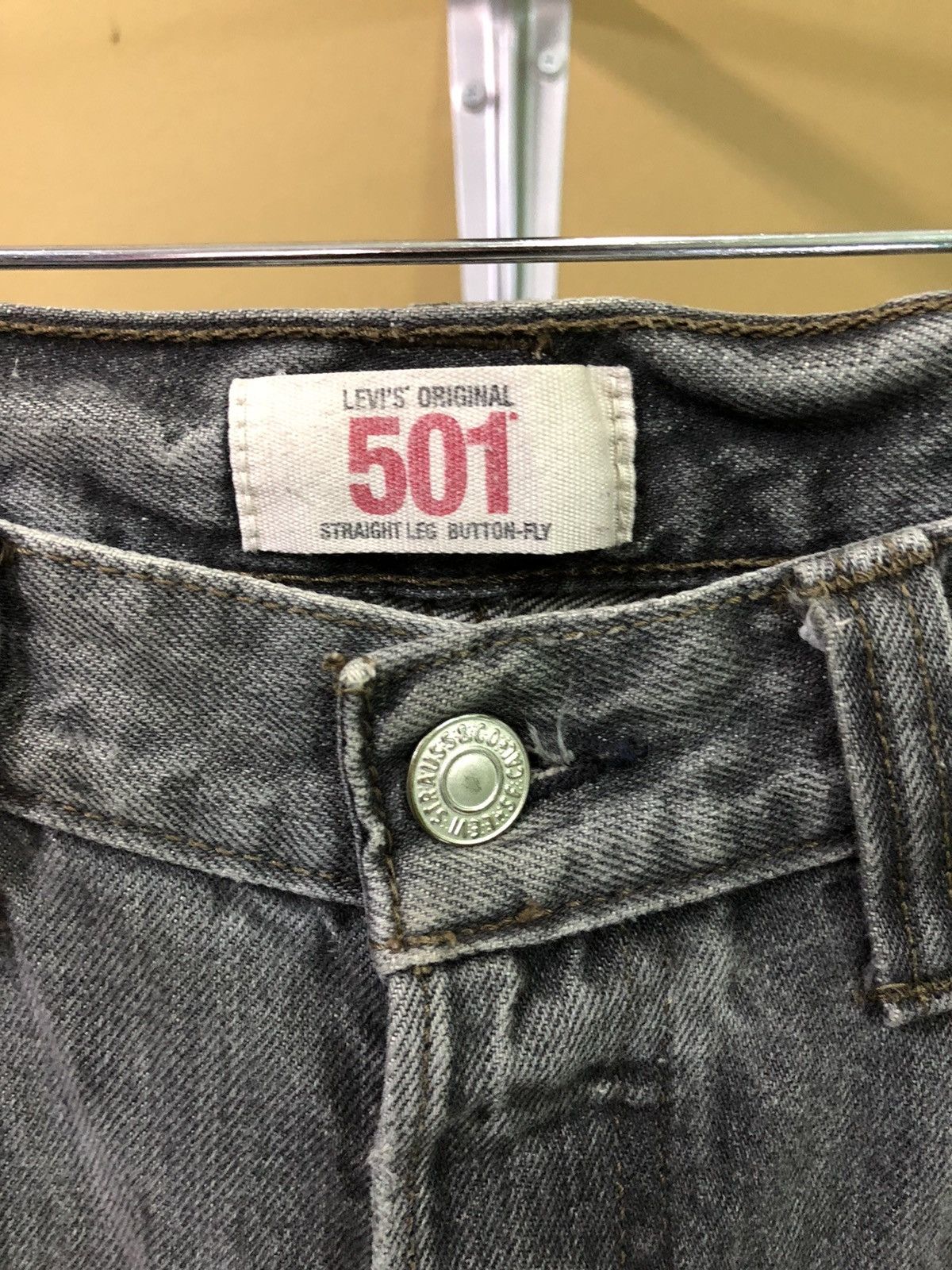 Levi's Vintage Levis 501 Distressed Denim Jeans Size US 32 / EU 48 - 4 Thumbnail