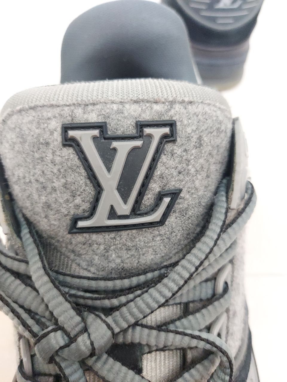 Louis Vuitton Grey Black Trainer Sneaker Low Size US 10.5 / EU 43-44 - 8 Thumbnail