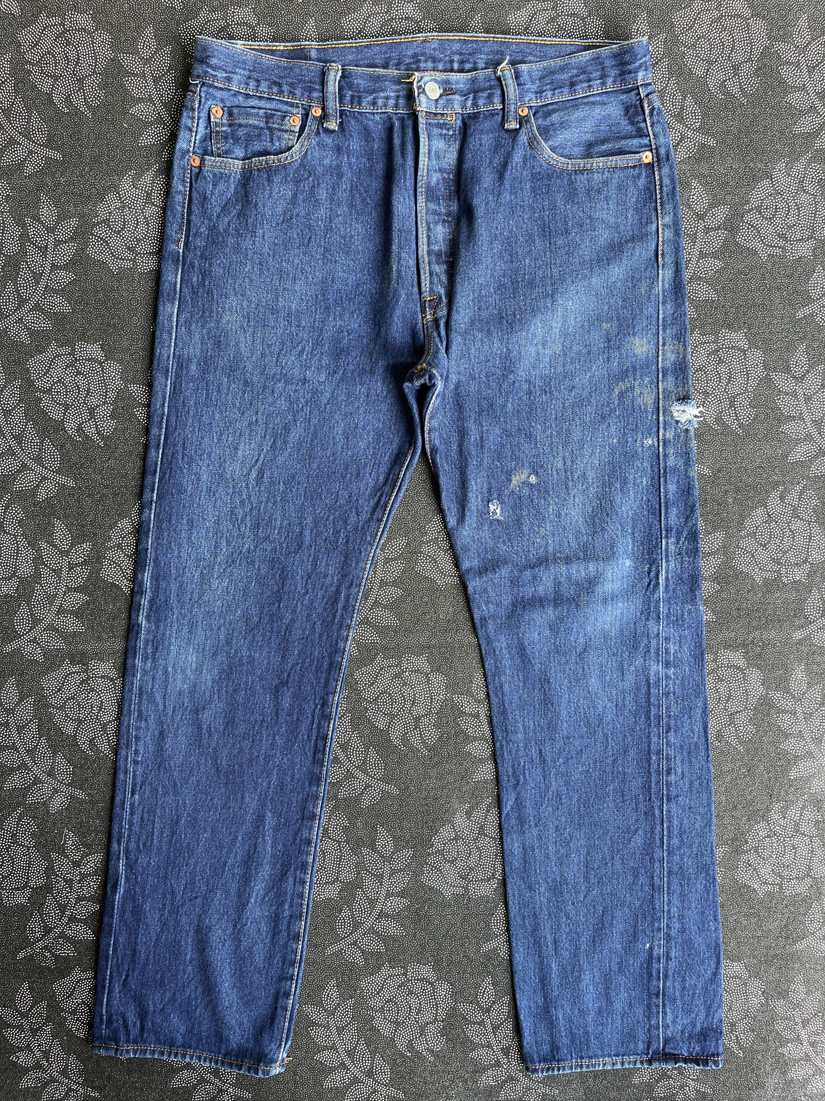 Levi's × Vintage Vintage Levi’s 501 Jeans Blue Wash Denim - J196 Size US 36 / EU 52 - 1 Thumbnail