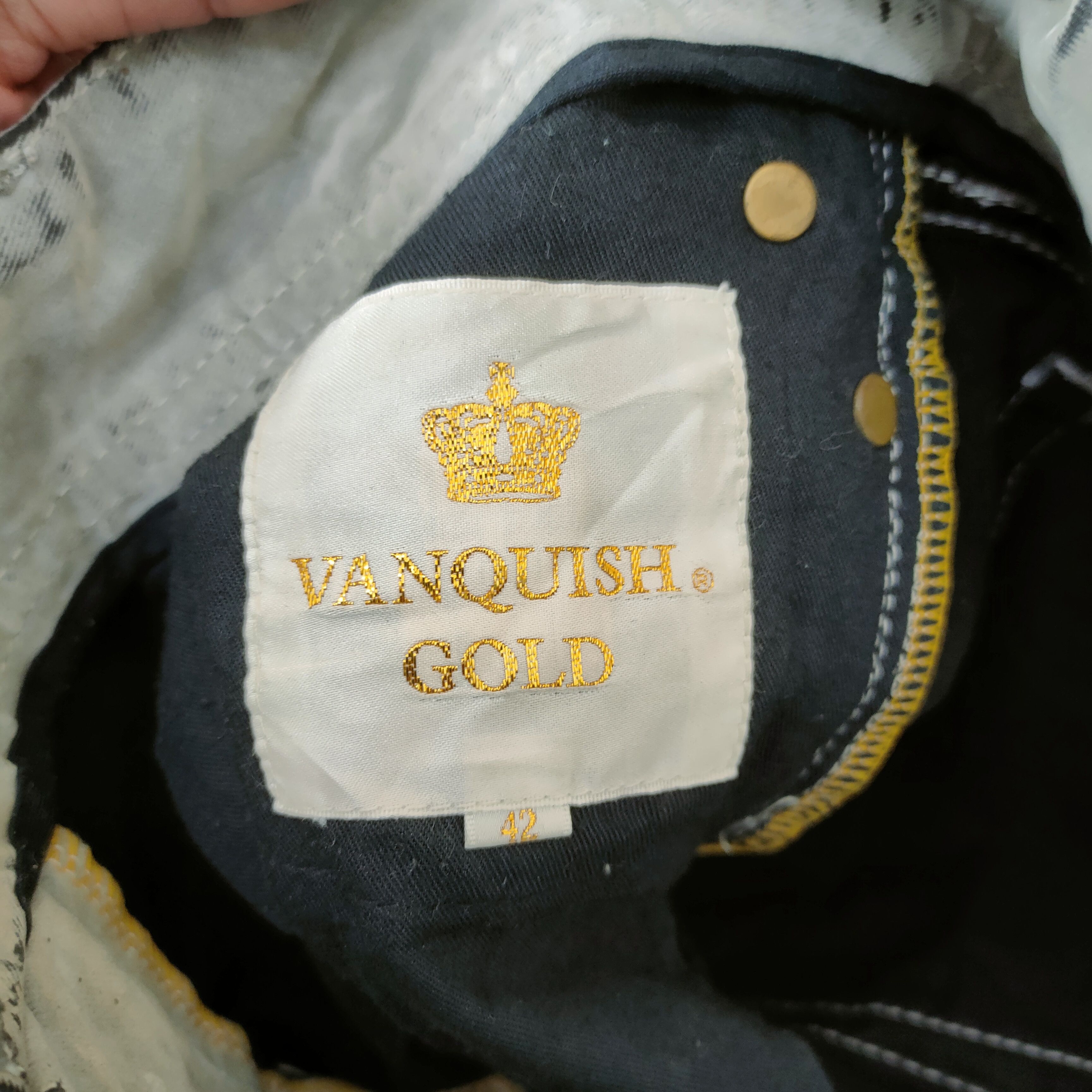 Vanquish RARE! VANQUISH GOLD FADED FLARE PANTS RUSTY Size US 30 / EU 46 - 16 Thumbnail