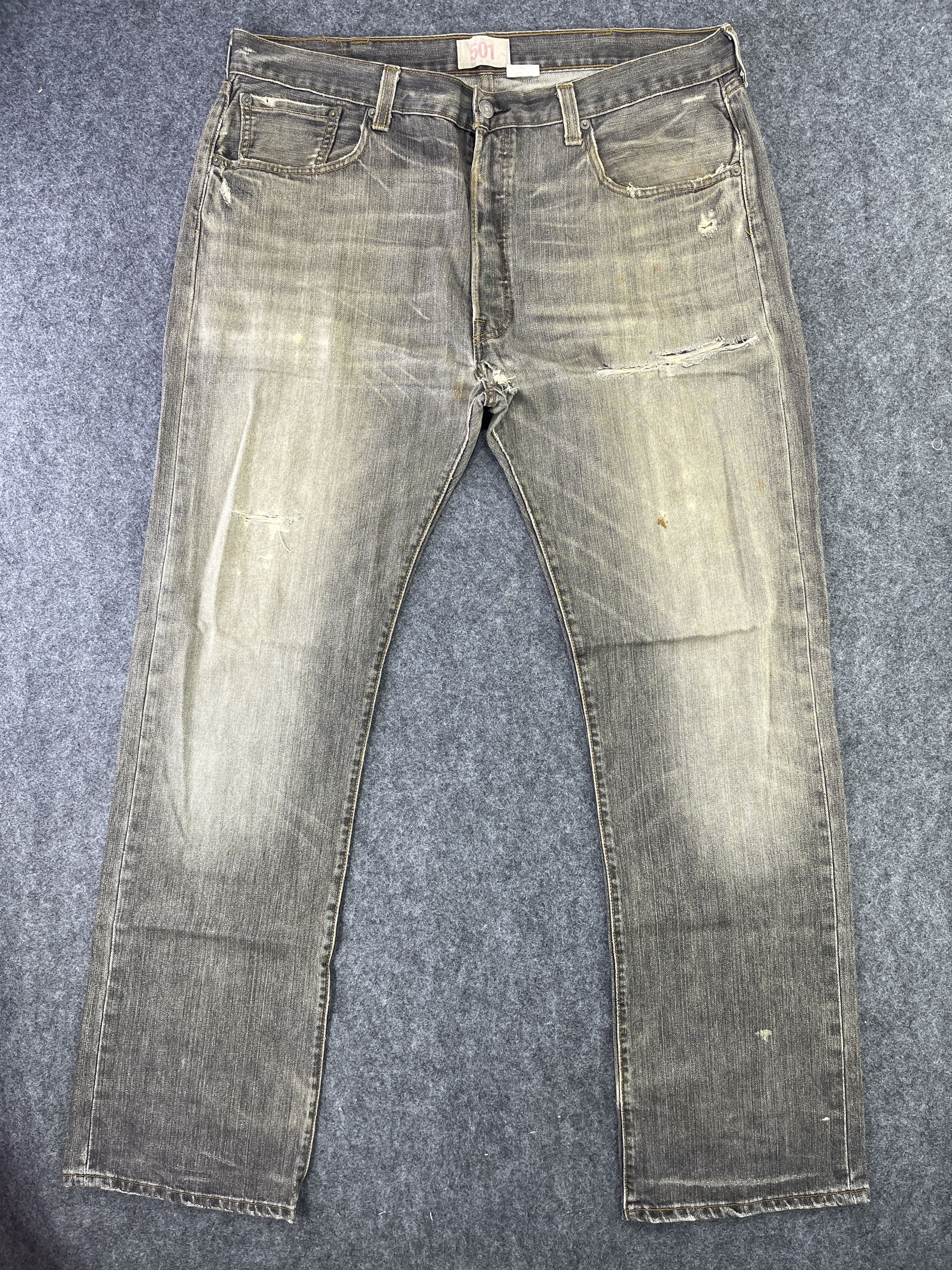 Levi's Vintage Levis 501 Ripped Jeans - J770 Size US 38 / EU 54 - 1 Thumbnail