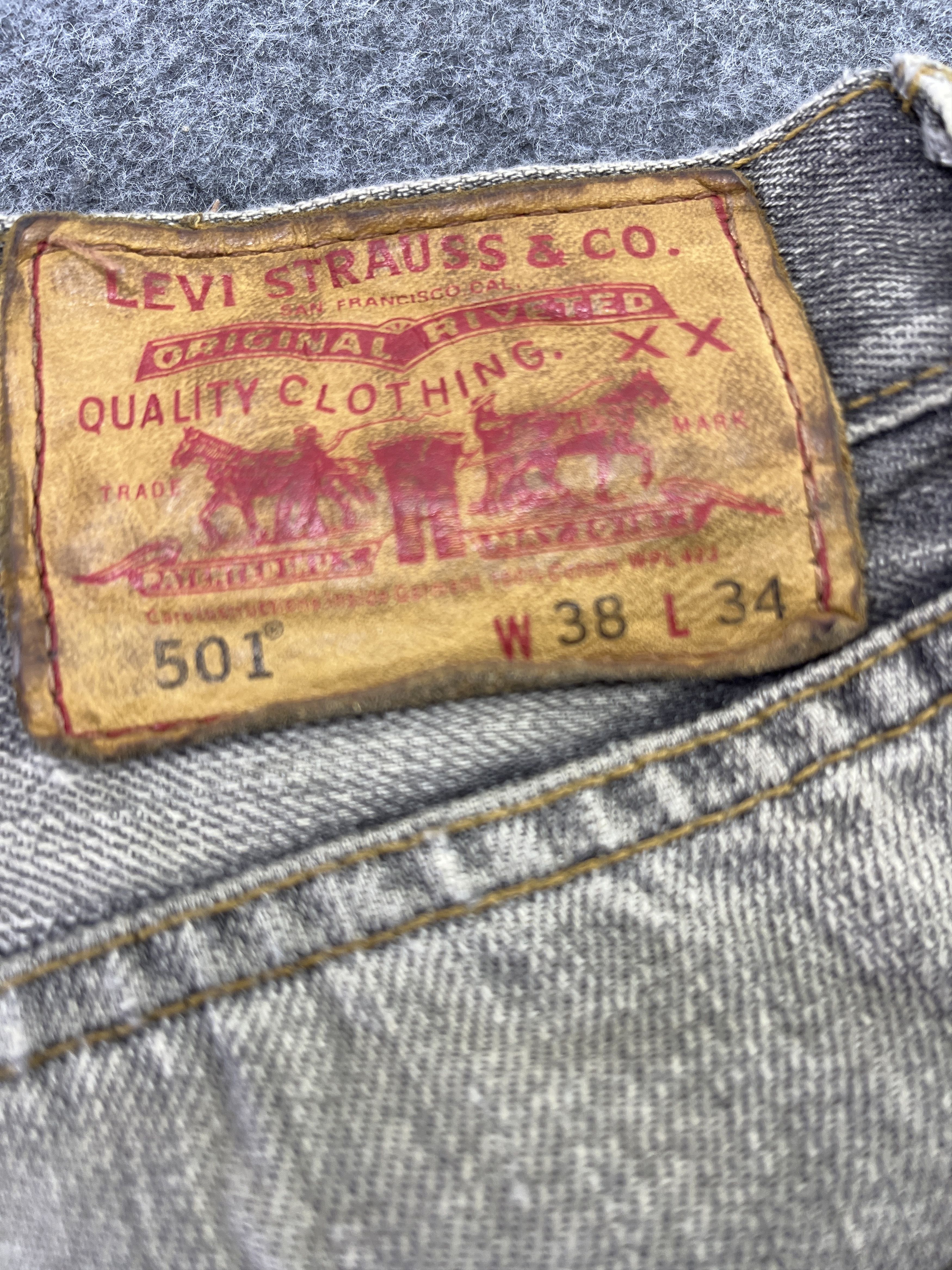 Levi's Vintage Levis 501 Ripped Jeans - J770 Size US 38 / EU 54 - 15 Thumbnail