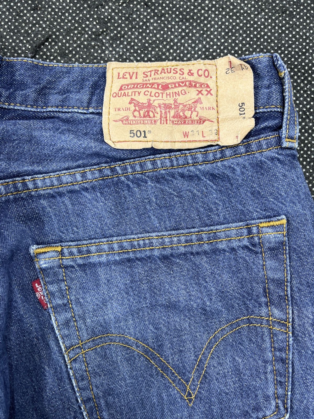 Levi's Vintage Blue Wash Levi's 501 Distressed Jeans - J731 Size US 31 - 10 Thumbnail