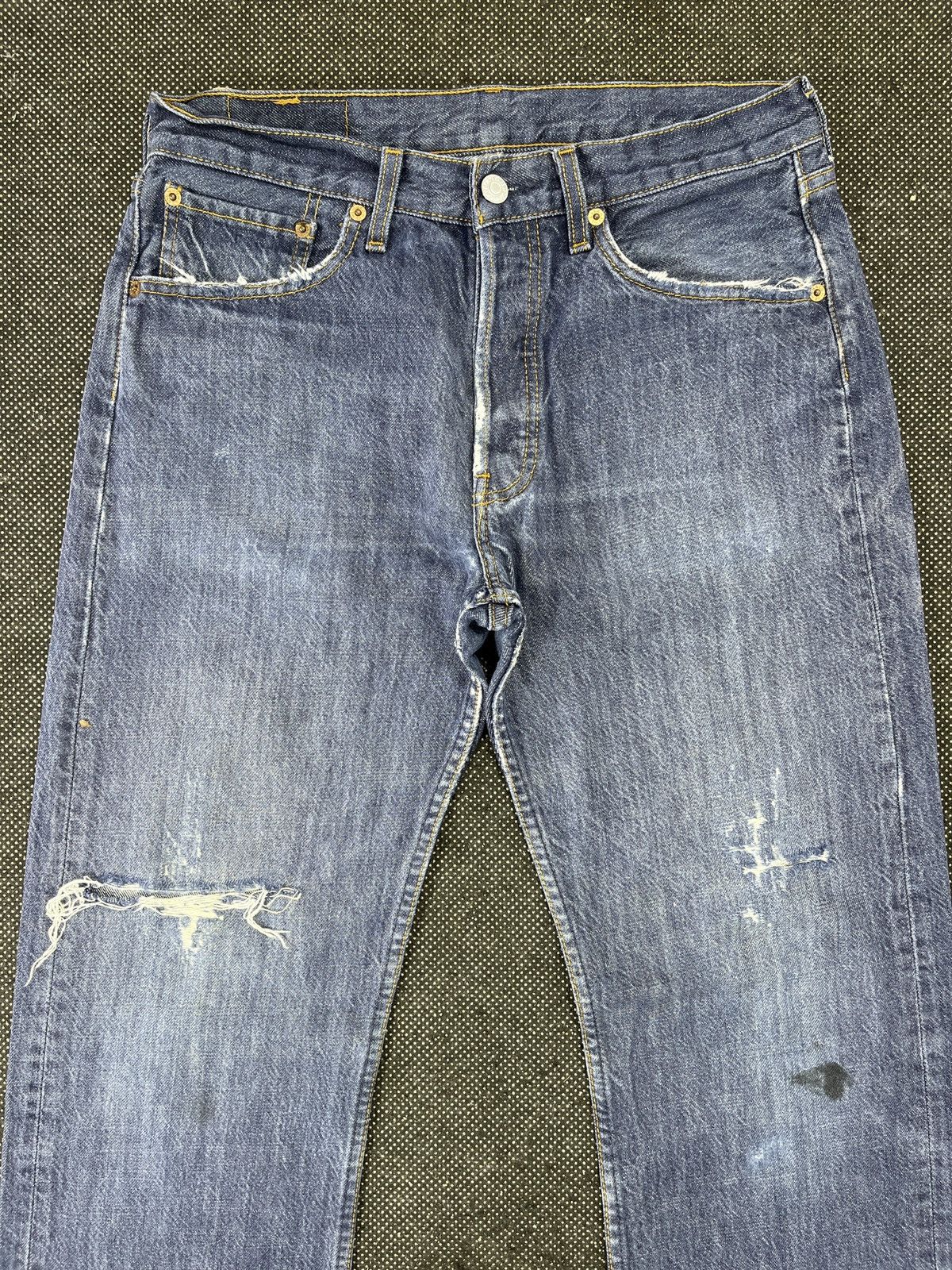 Levi's Vintage Blue Wash Levi's 501 Distressed Jeans - J731 Size US 31 - 3 Thumbnail