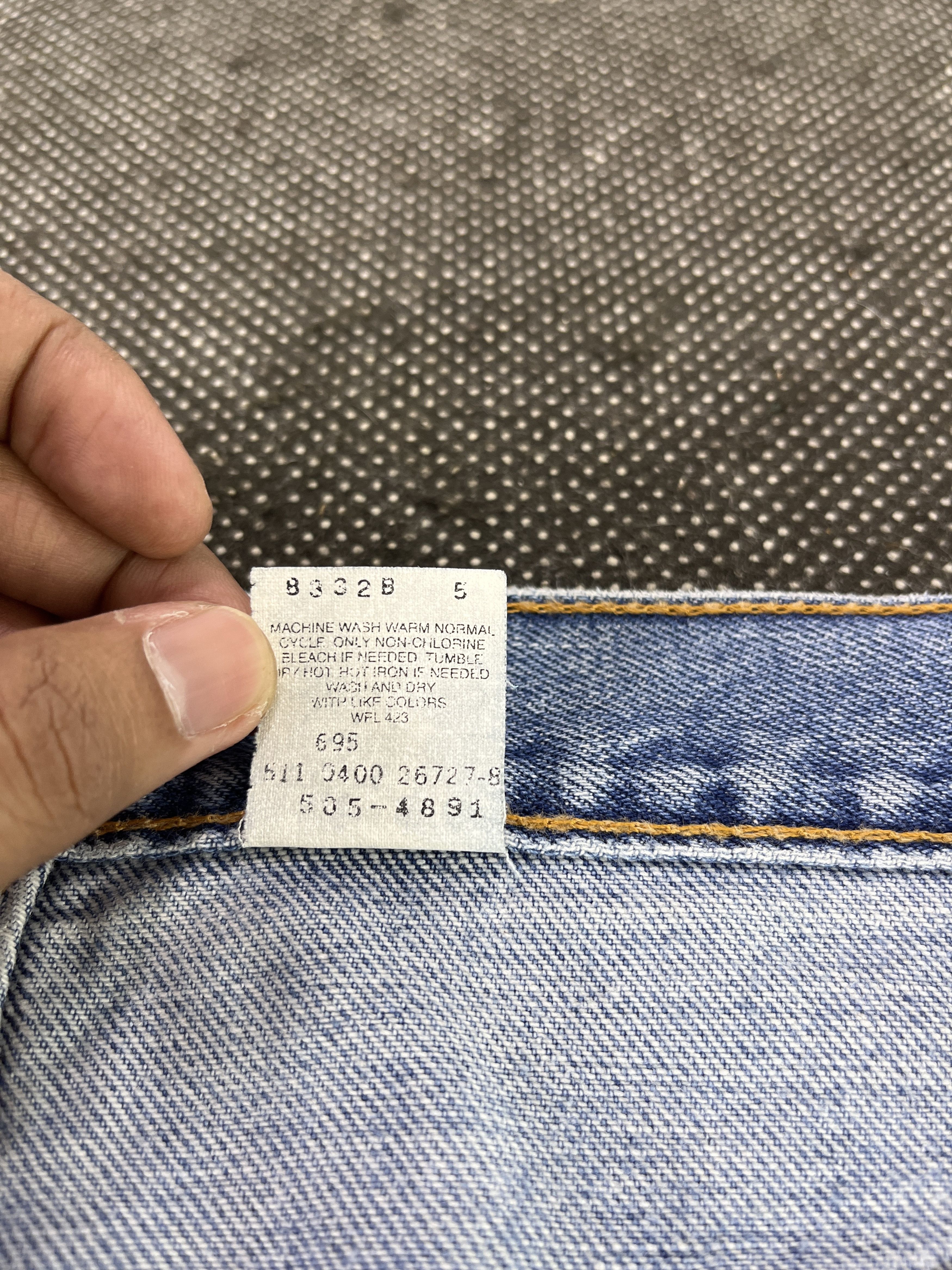 Levi's 90s Vintage Levis 505 Light Wash Jeans - J326 Size US 36 / EU 52 - 8 Thumbnail