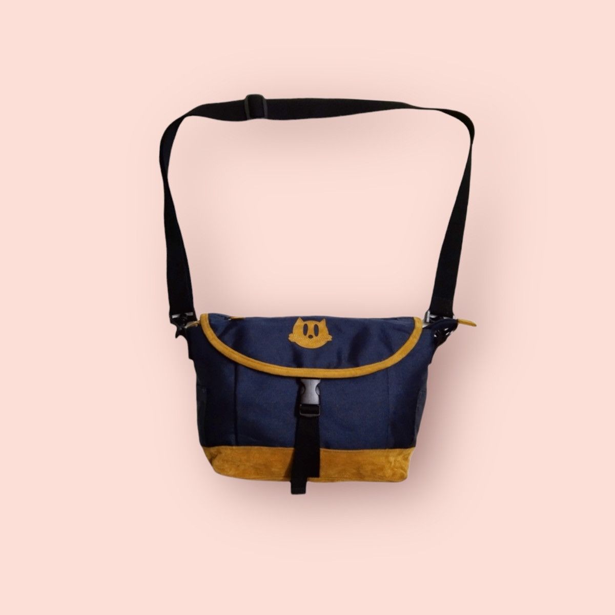 Japanese Brand × Other JAPAN CROSSBODY BAG INSPIRED ISSEYMIYAKE/FELIX THE CAT Size ONE SIZE - 1 Thumbnail