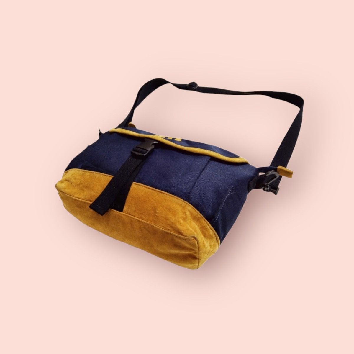 Japanese Brand × Other JAPAN CROSSBODY BAG INSPIRED ISSEYMIYAKE/FELIX THE CAT Size ONE SIZE - 10 Thumbnail