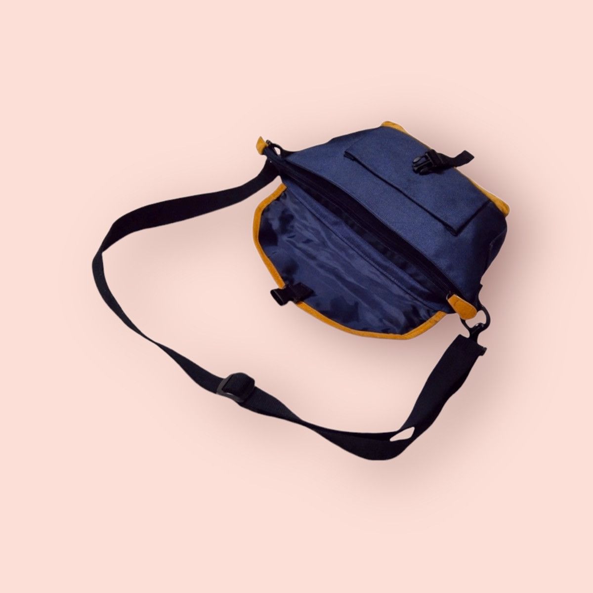 Japanese Brand × Other JAPAN CROSSBODY BAG INSPIRED ISSEYMIYAKE/FELIX THE CAT Size ONE SIZE - 14 Thumbnail