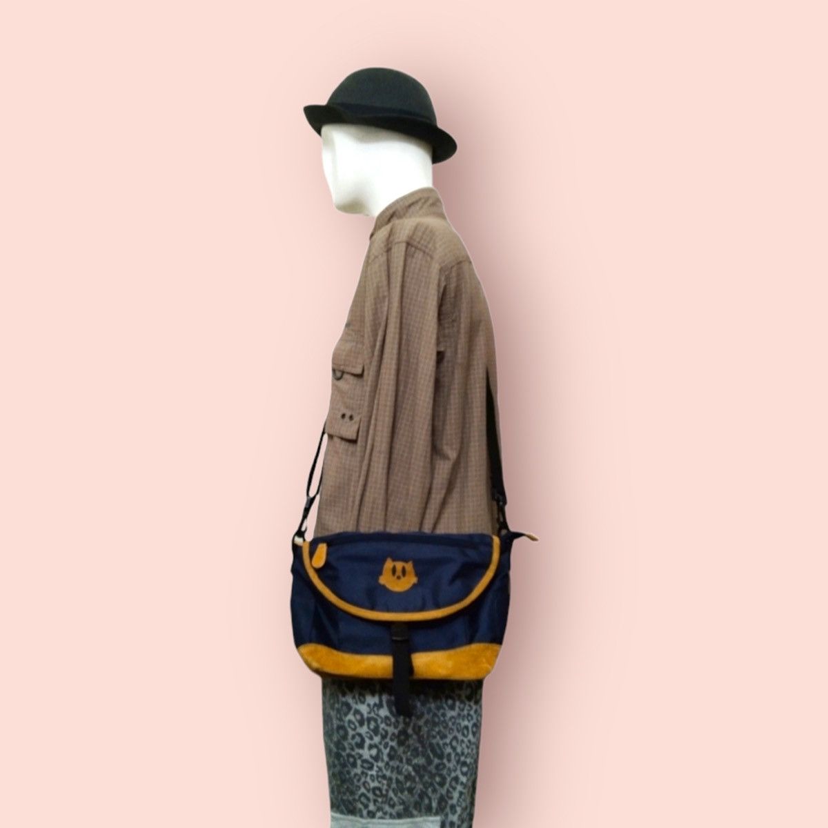 Japanese Brand × Other JAPAN CROSSBODY BAG INSPIRED ISSEYMIYAKE/FELIX THE CAT Size ONE SIZE - 6 Thumbnail